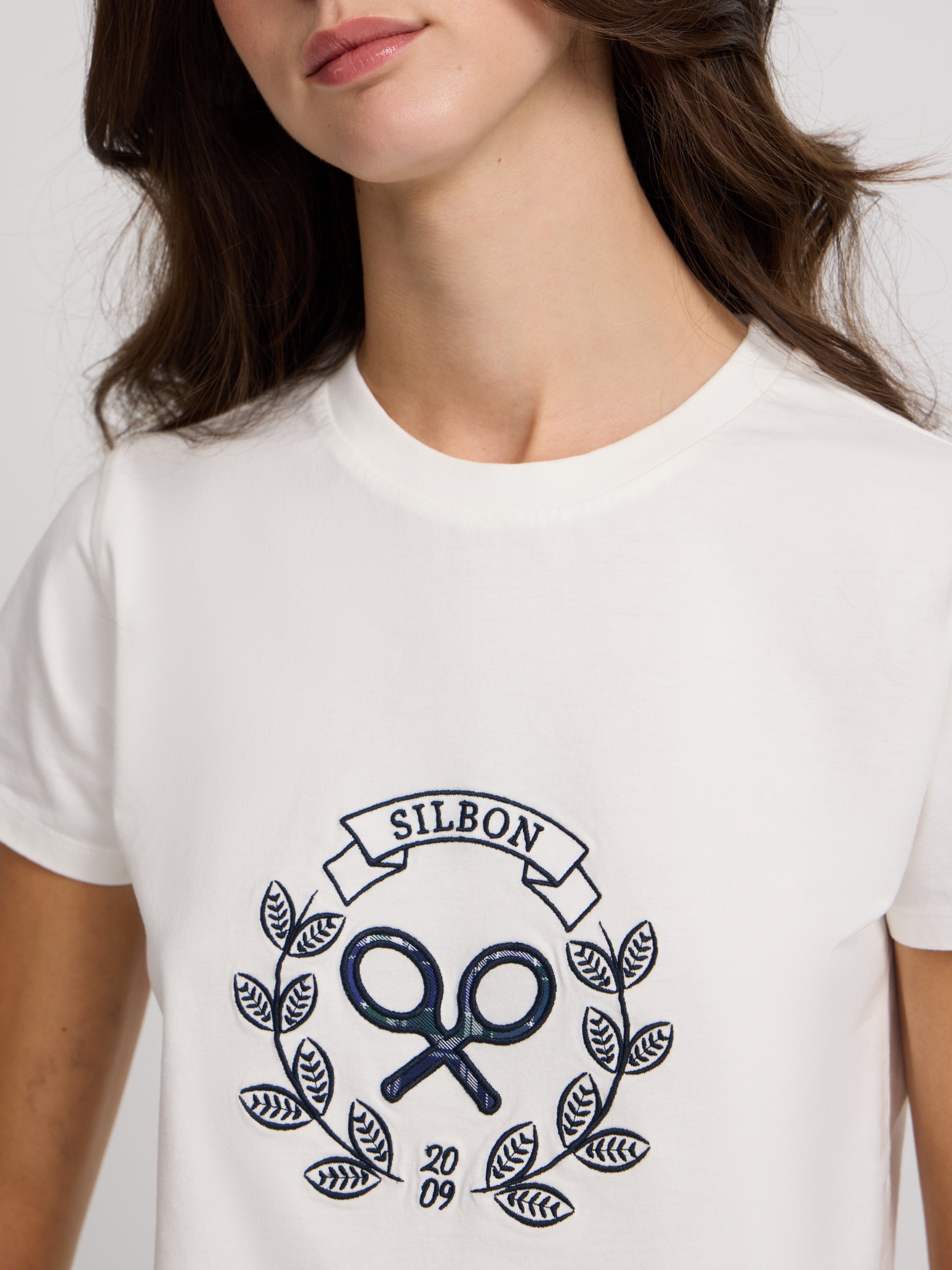 T-shirt mulher raquete xadrez cru