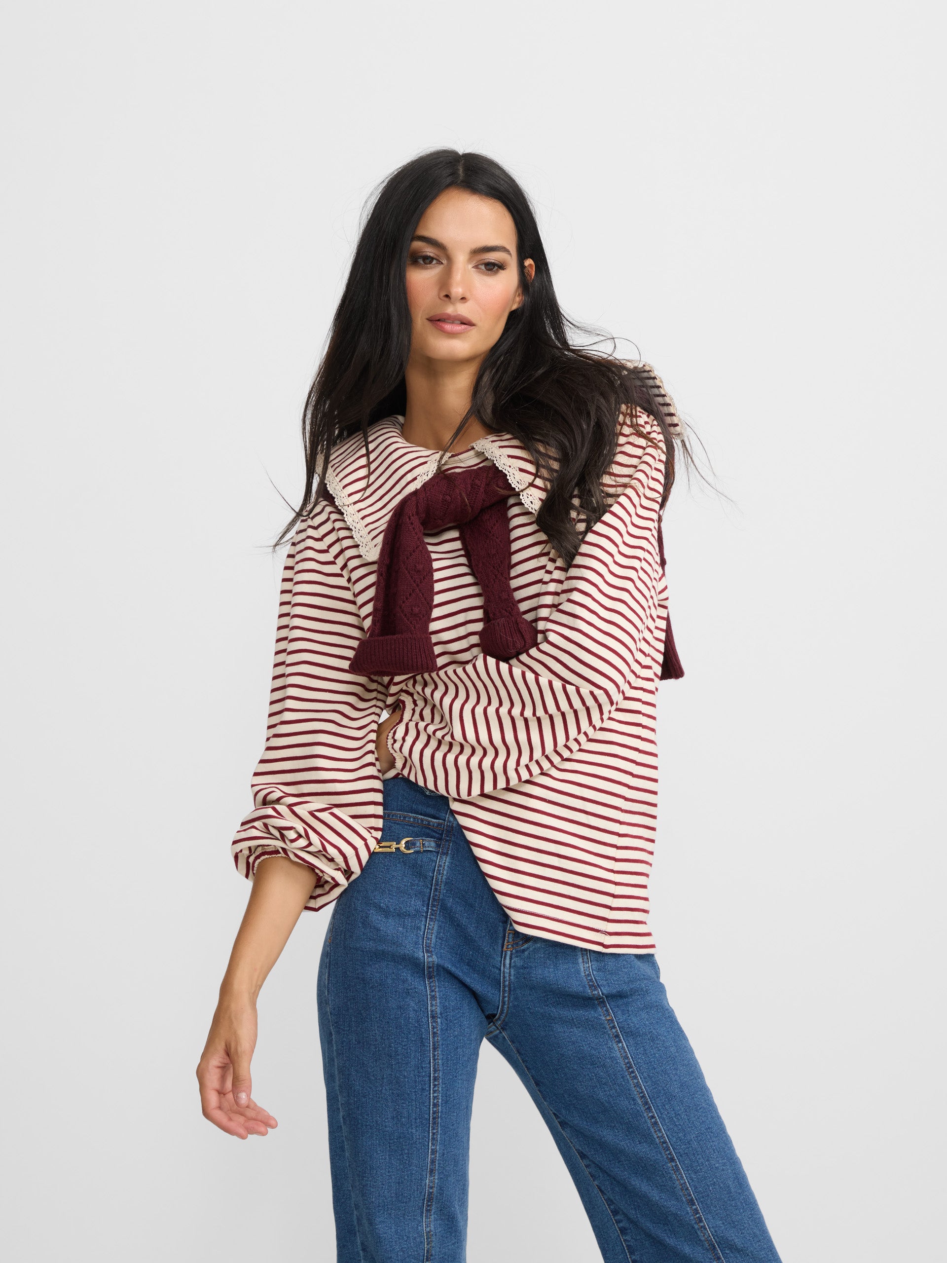 Women's maroon striped crew neck T-shirt