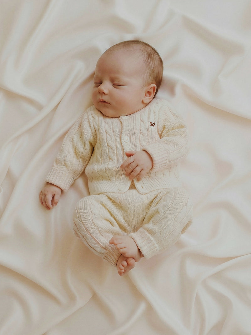 Medium beige baby Silbon cable knit set