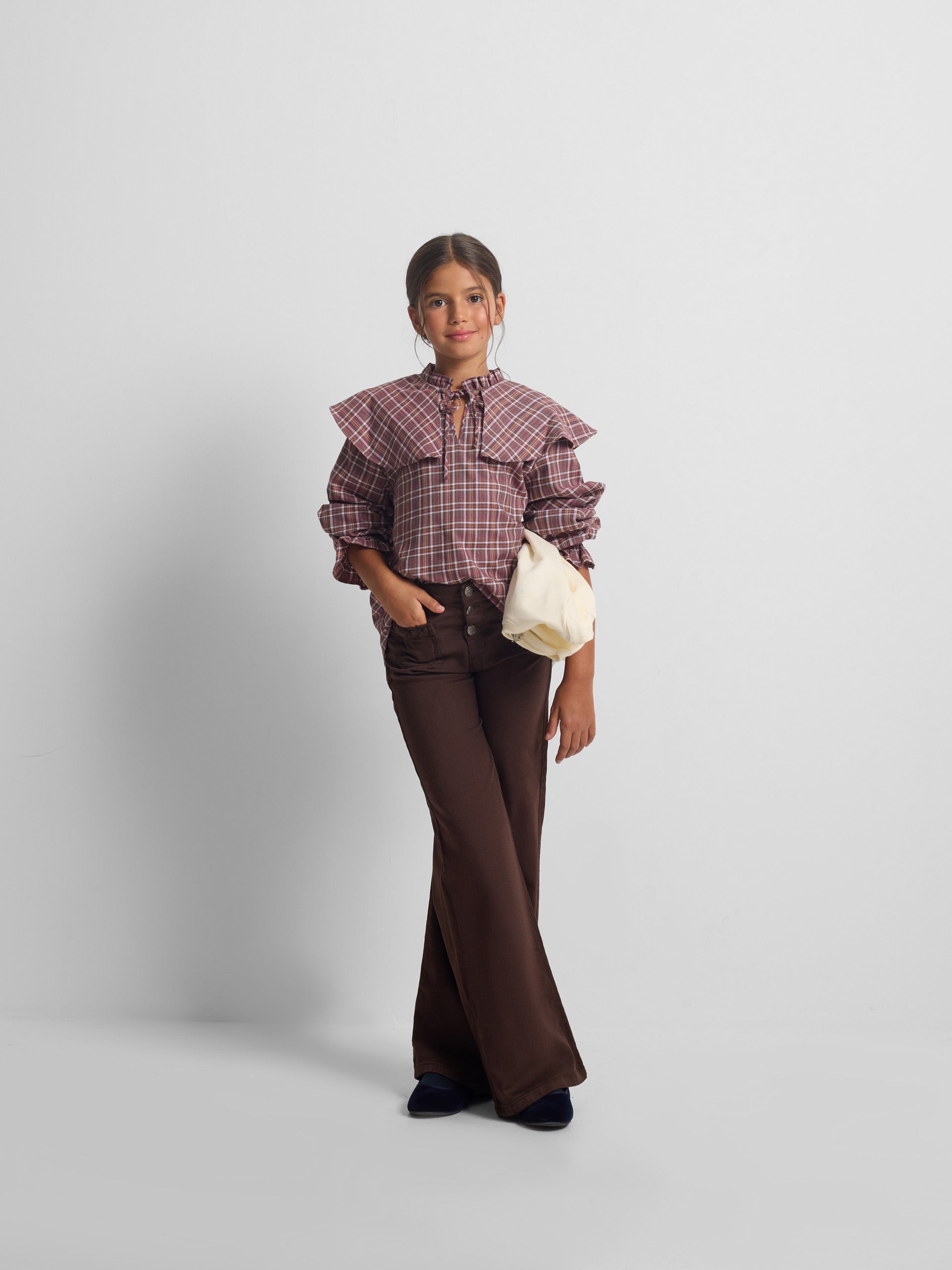 Pantalon girl bolsillos trenza marron