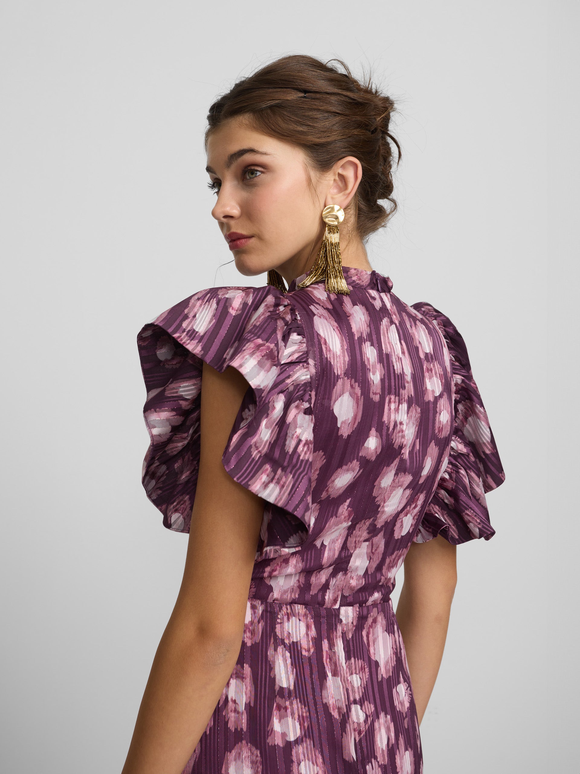 Vestido largo cuello cruzado estampado granate