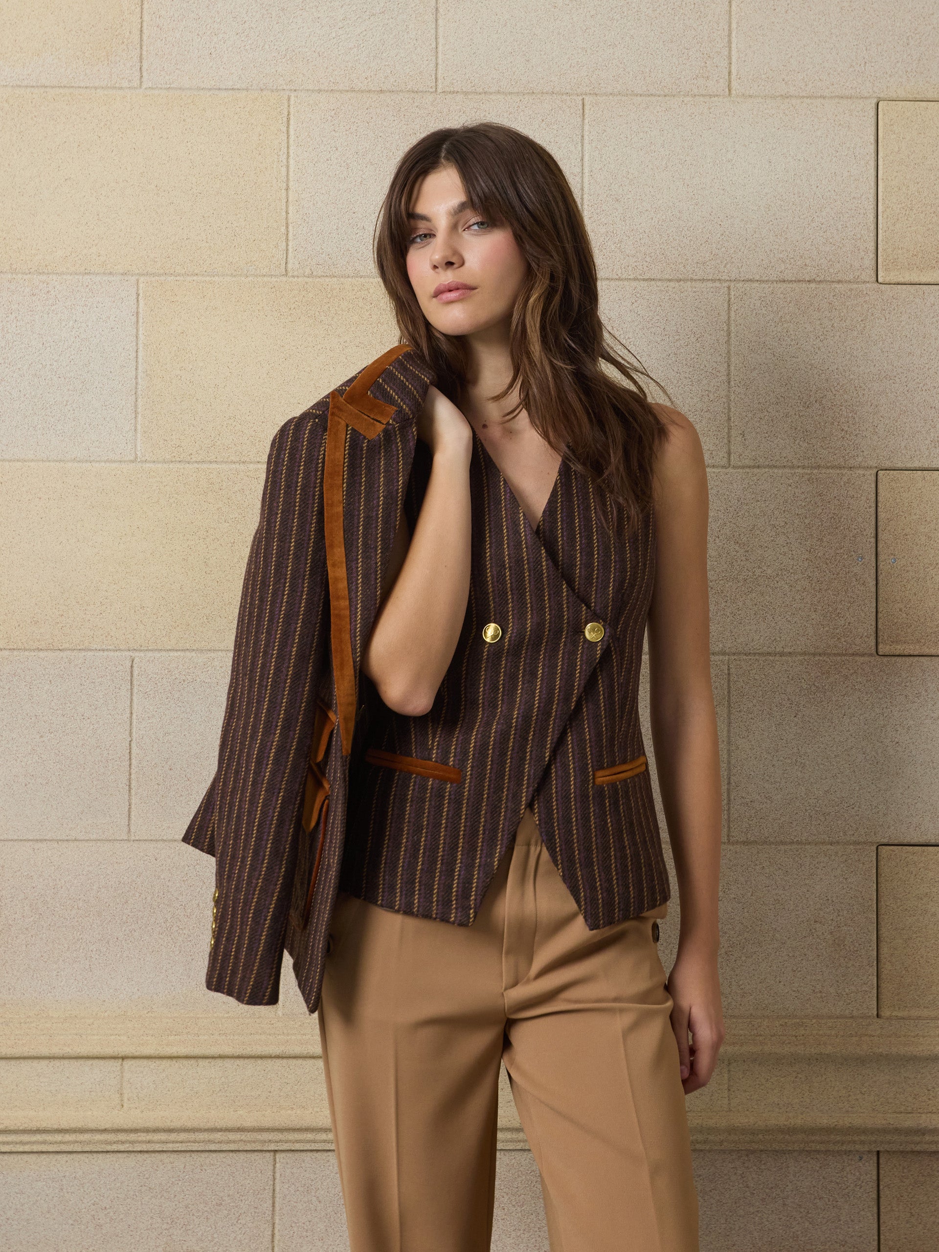 Chaleco unique cruzado rayas moradas