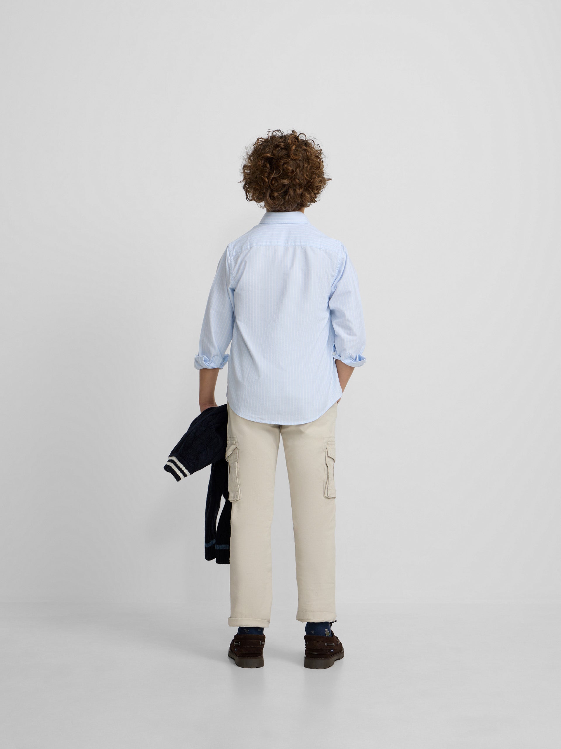 Camisa sport oxford criança azul claro com risca fina branca