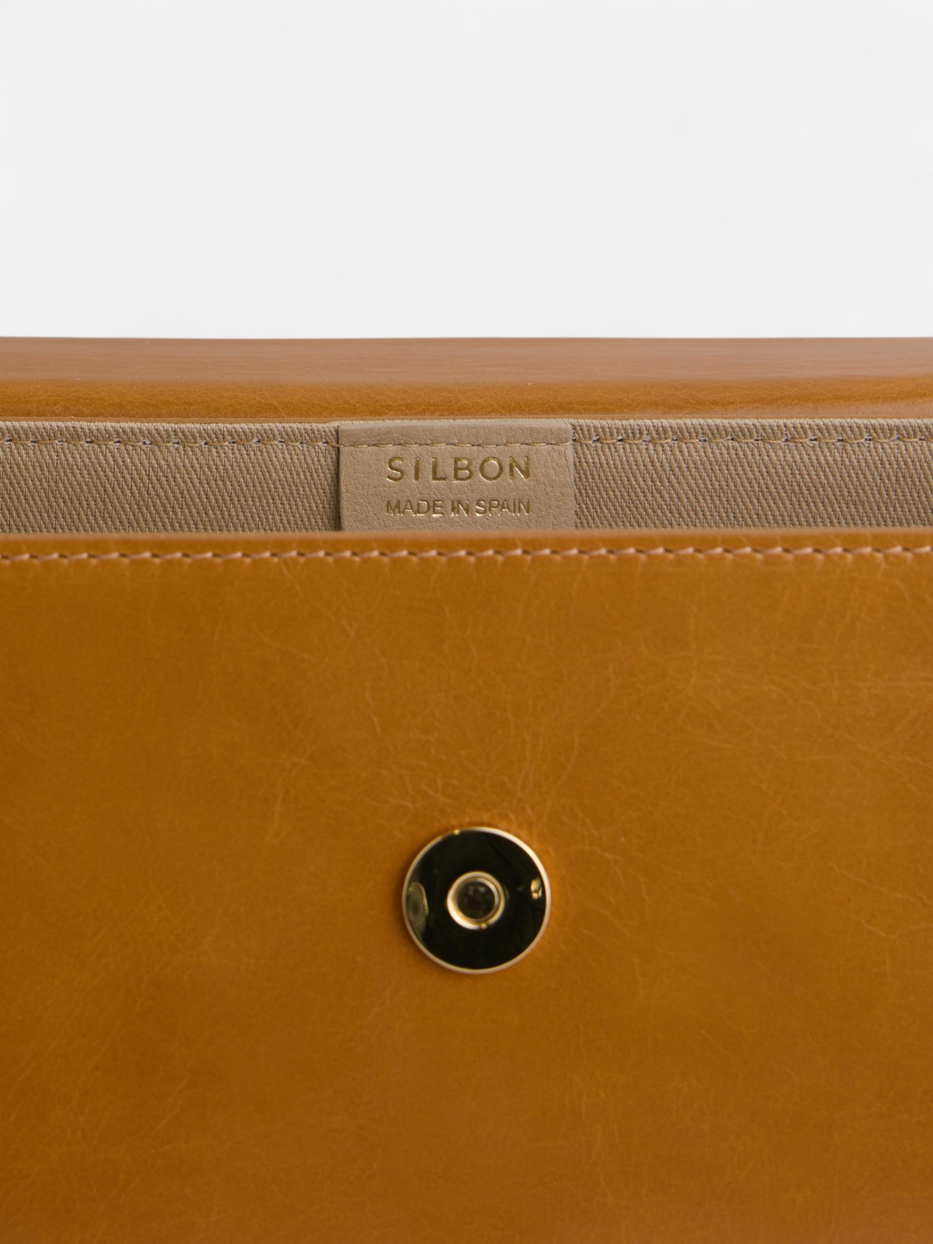 Bolso solapa piel camel