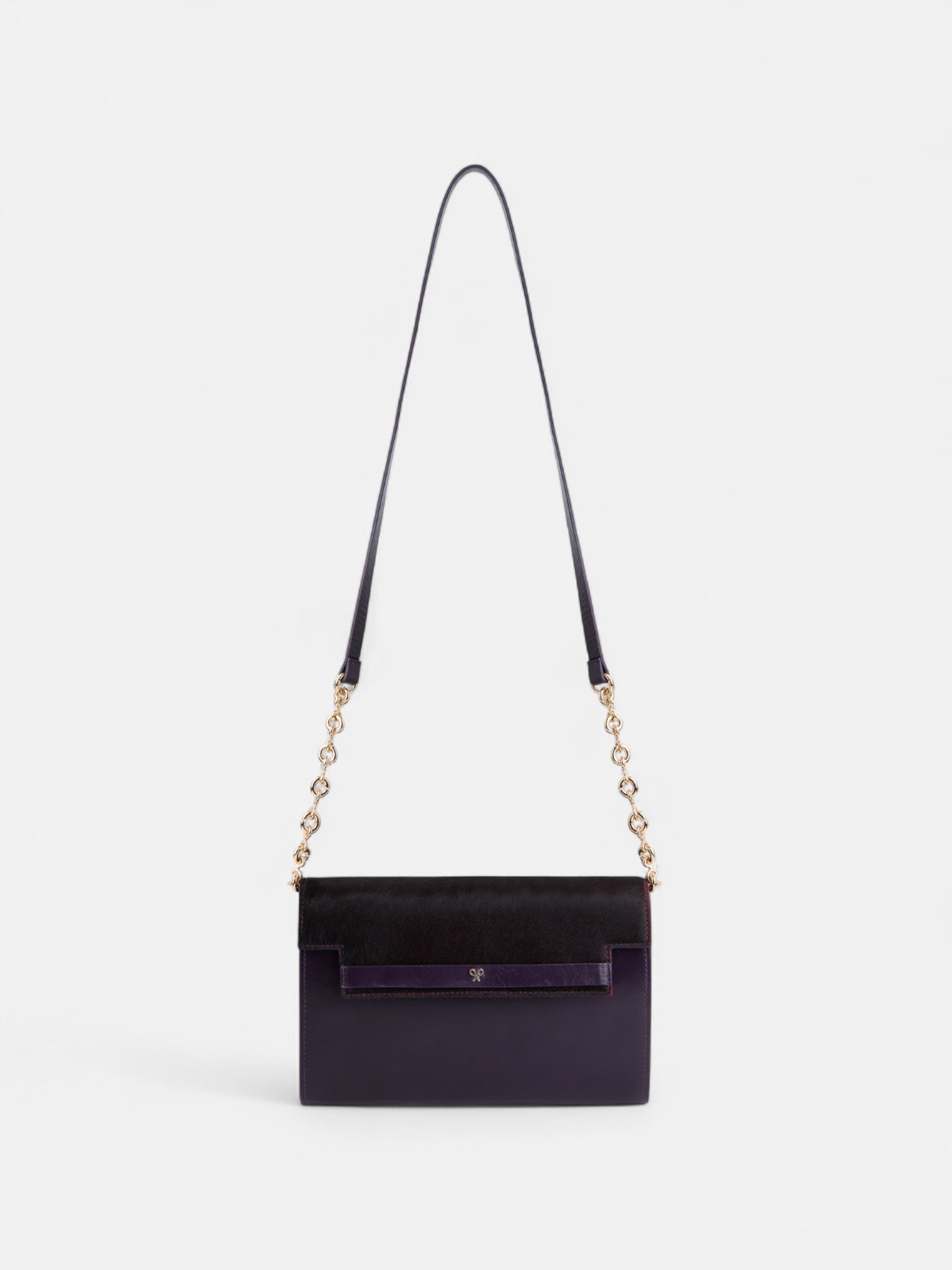 Bolso solapa piel morado