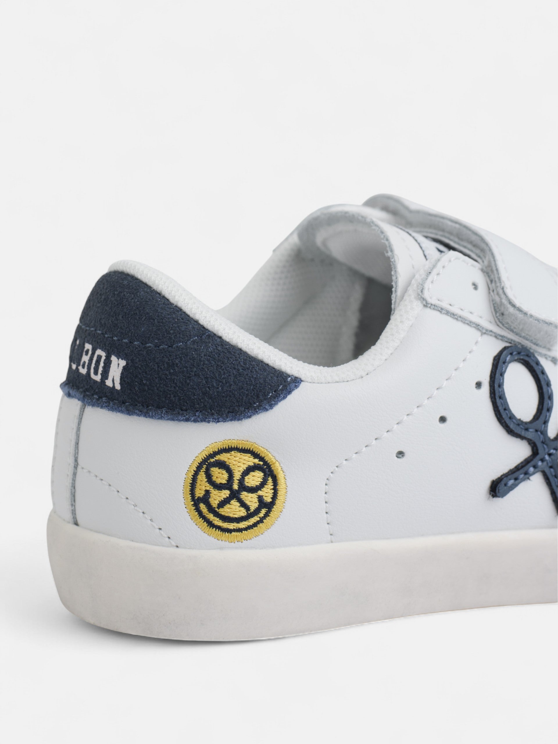 Sapatilha infantil com velcro smile