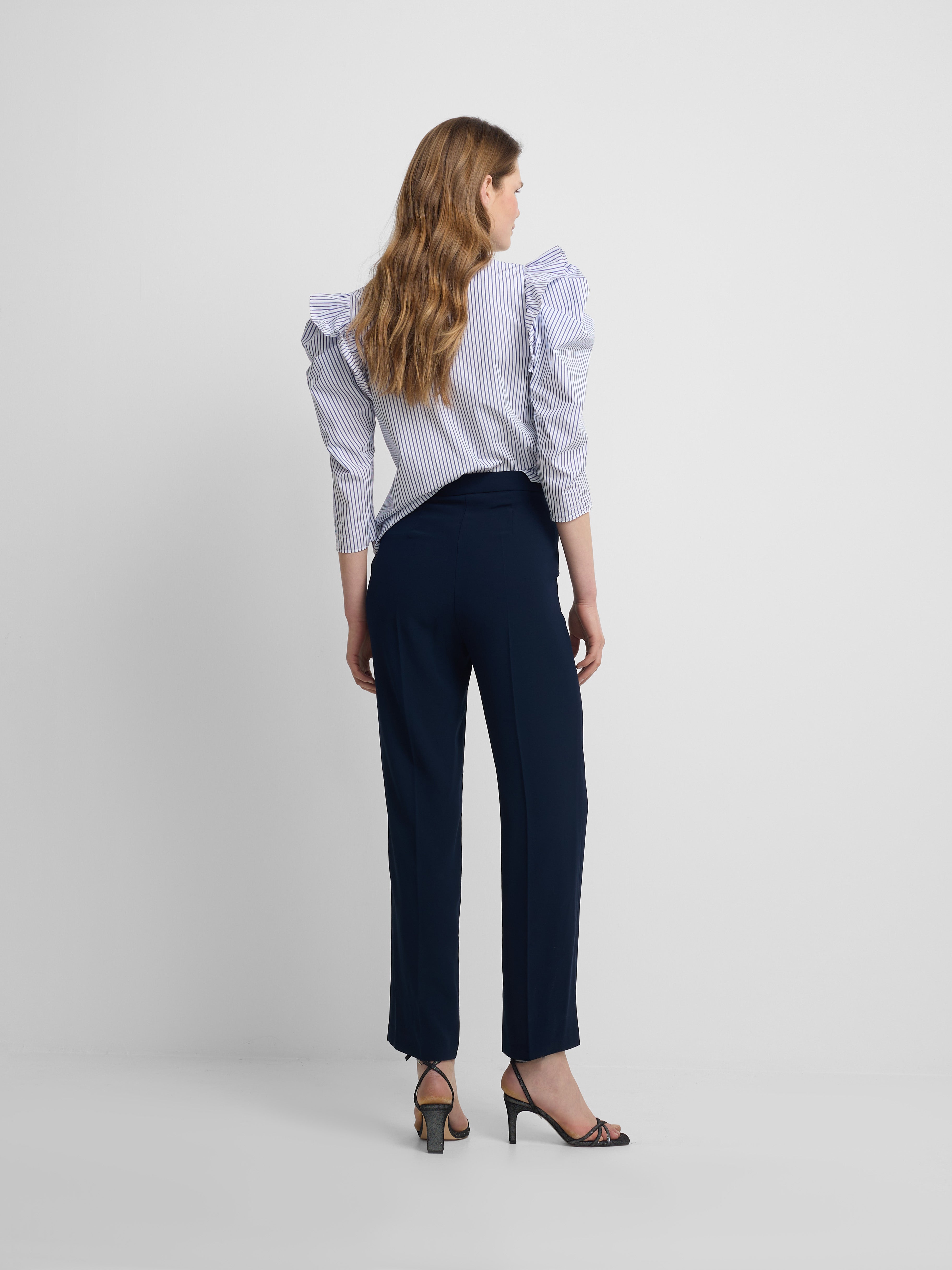 Pantalon bleu marine classique pour femme