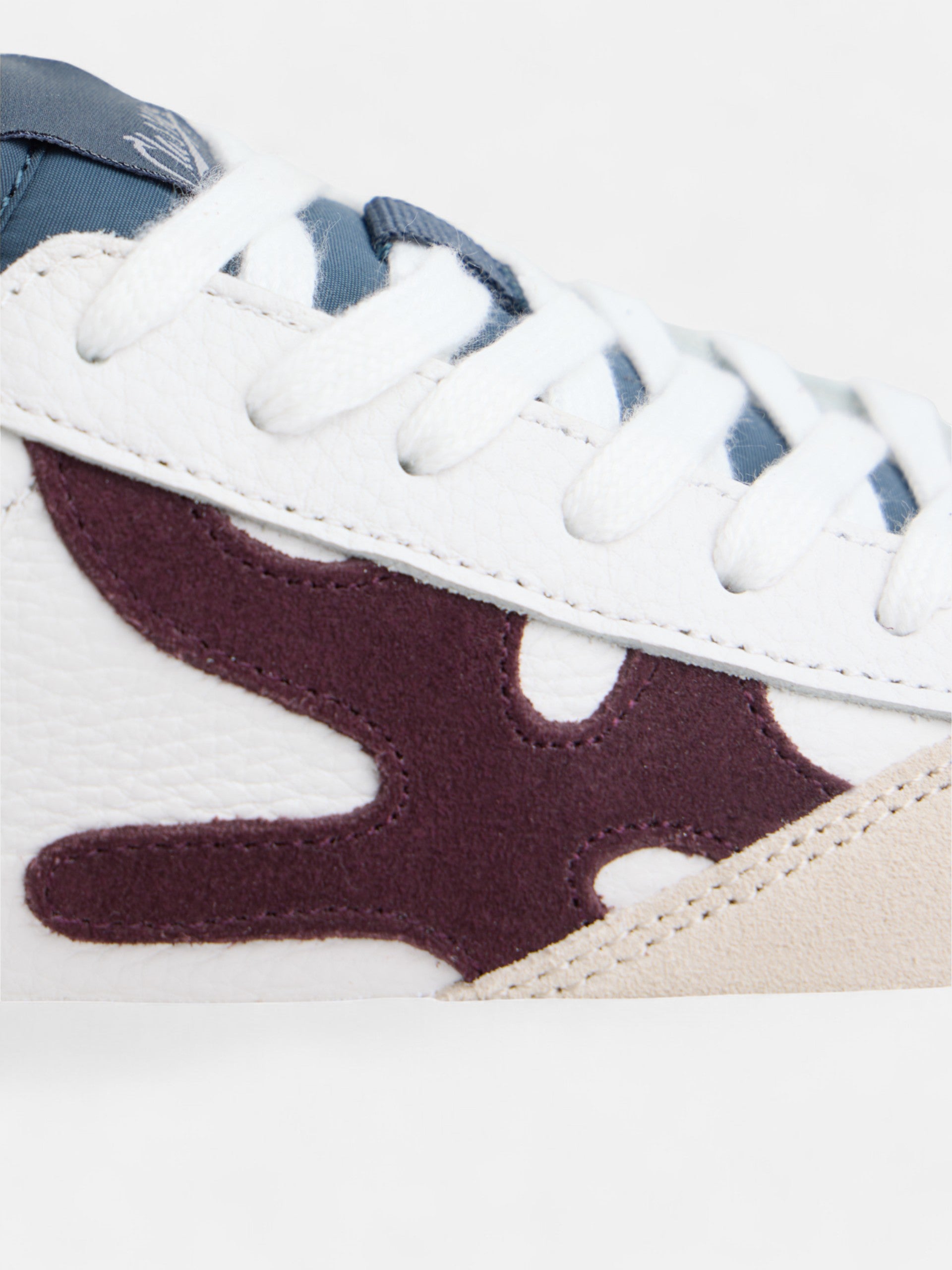 CLASSY09 burgundy sneaker