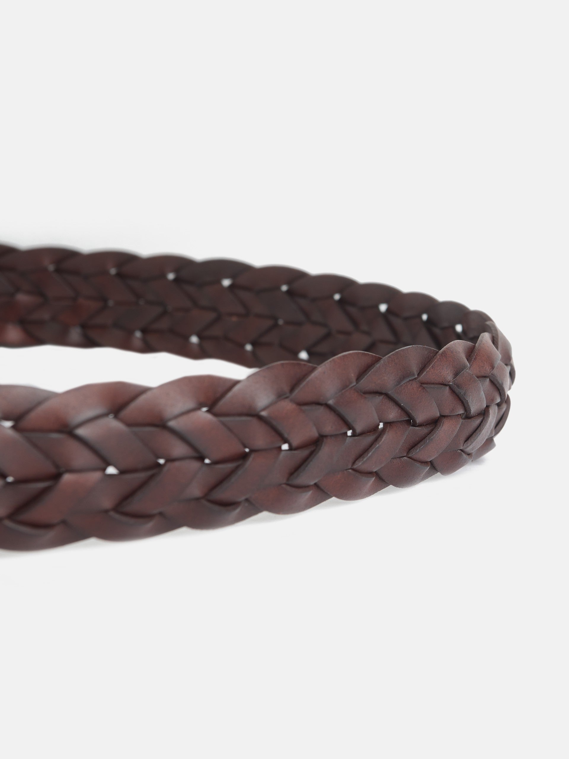 Braided leather belt