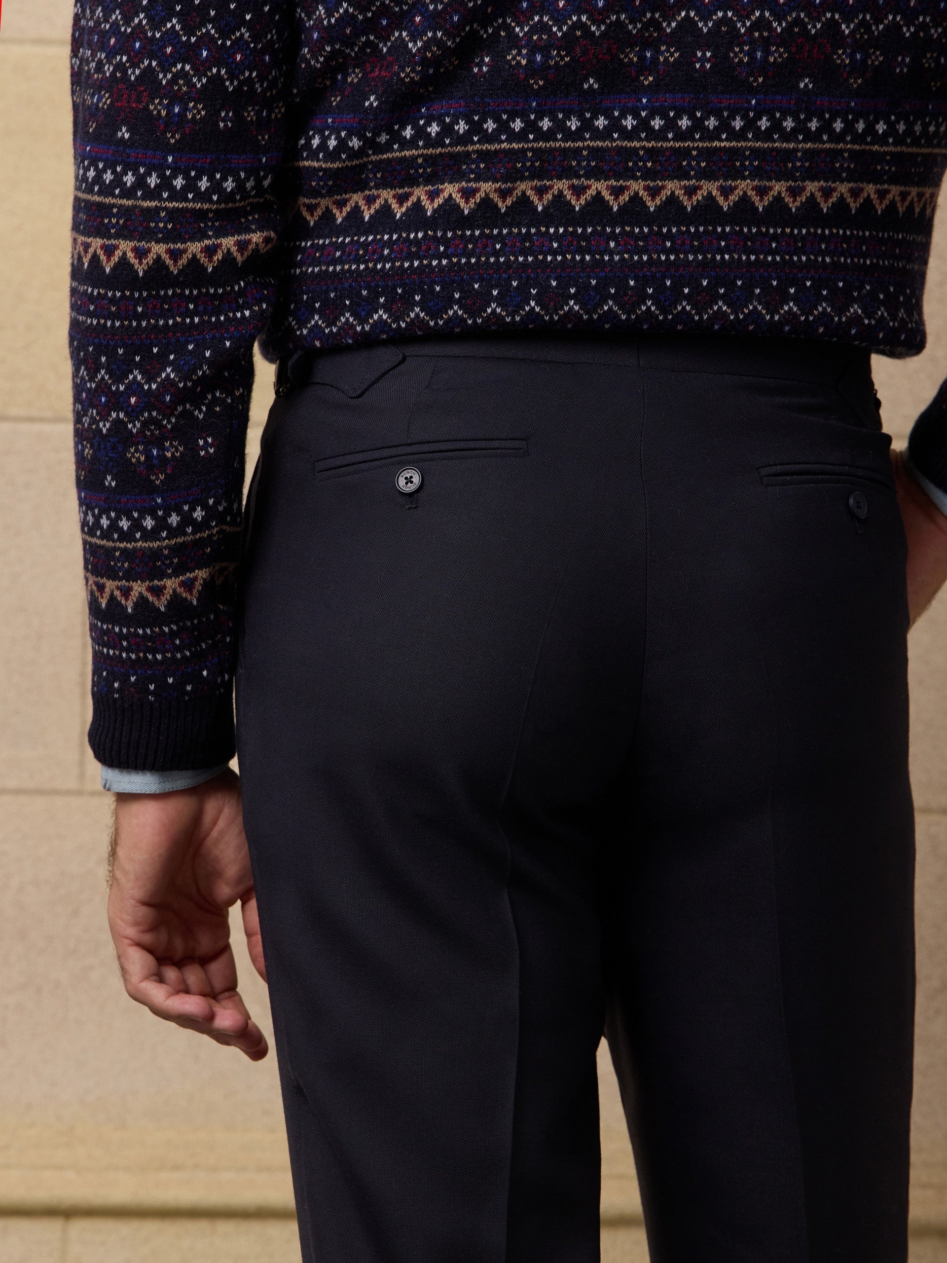 Pantalon plissé bleu marine unique