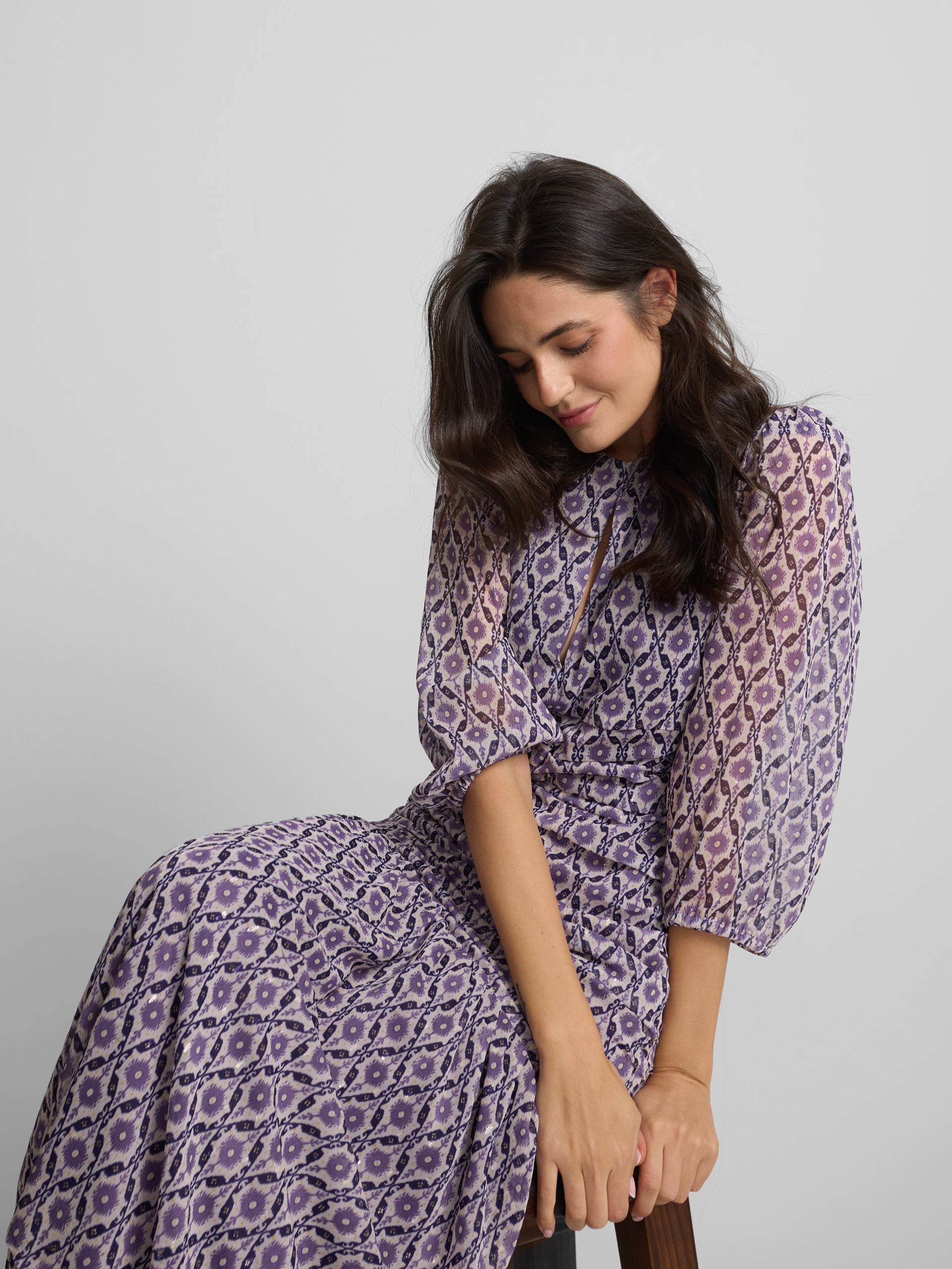 Vestido manga francesa estampado malva