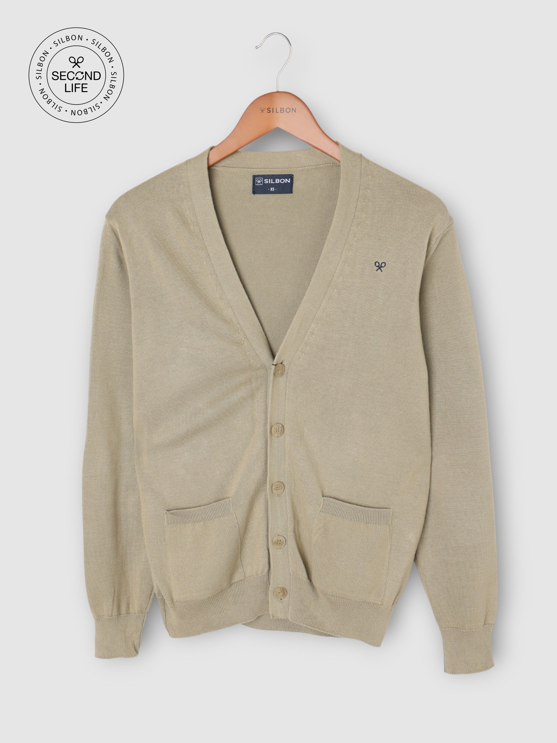 Cardigan segunda vida