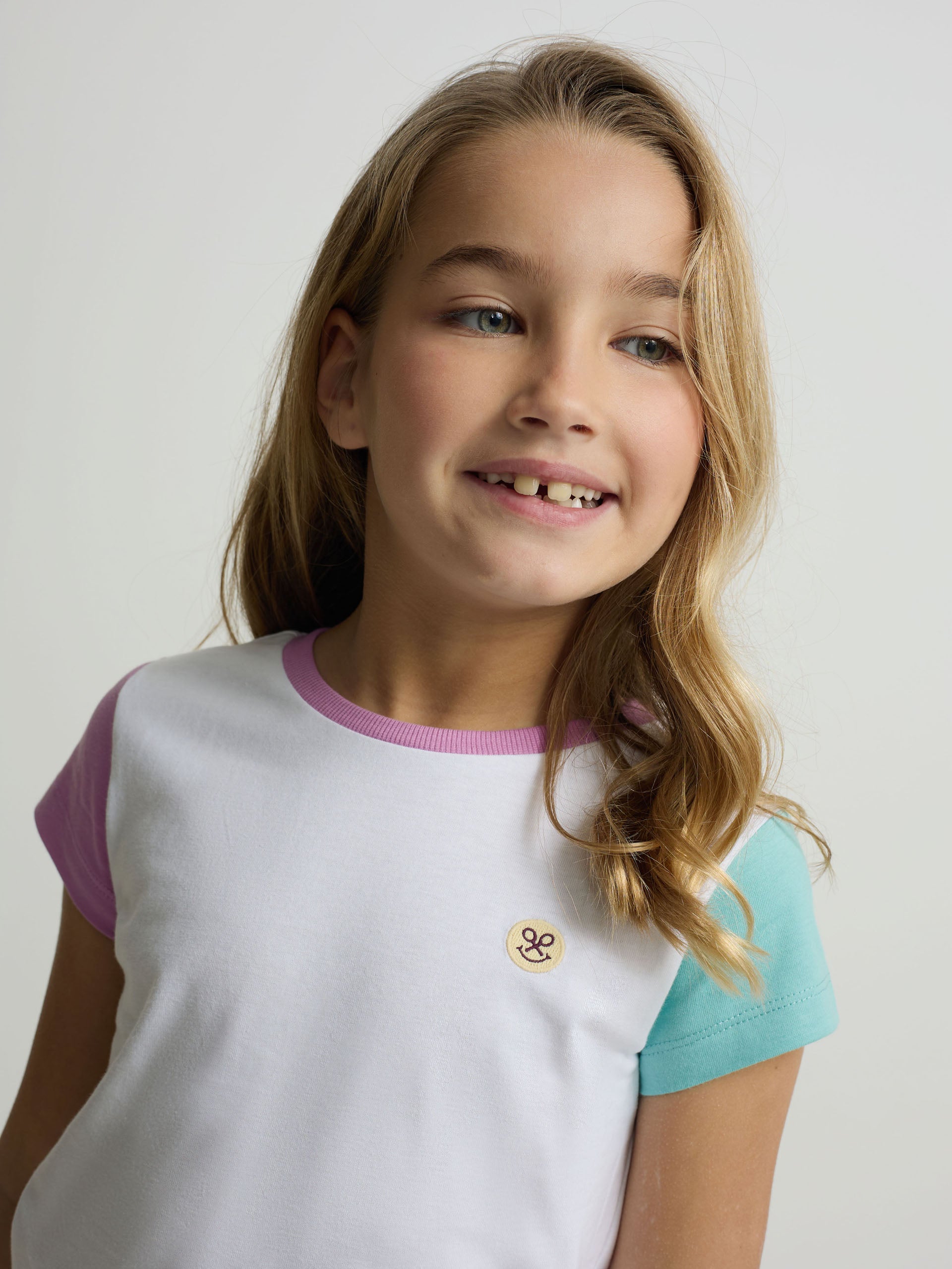 Camiseta girl mangas bicolor blanca