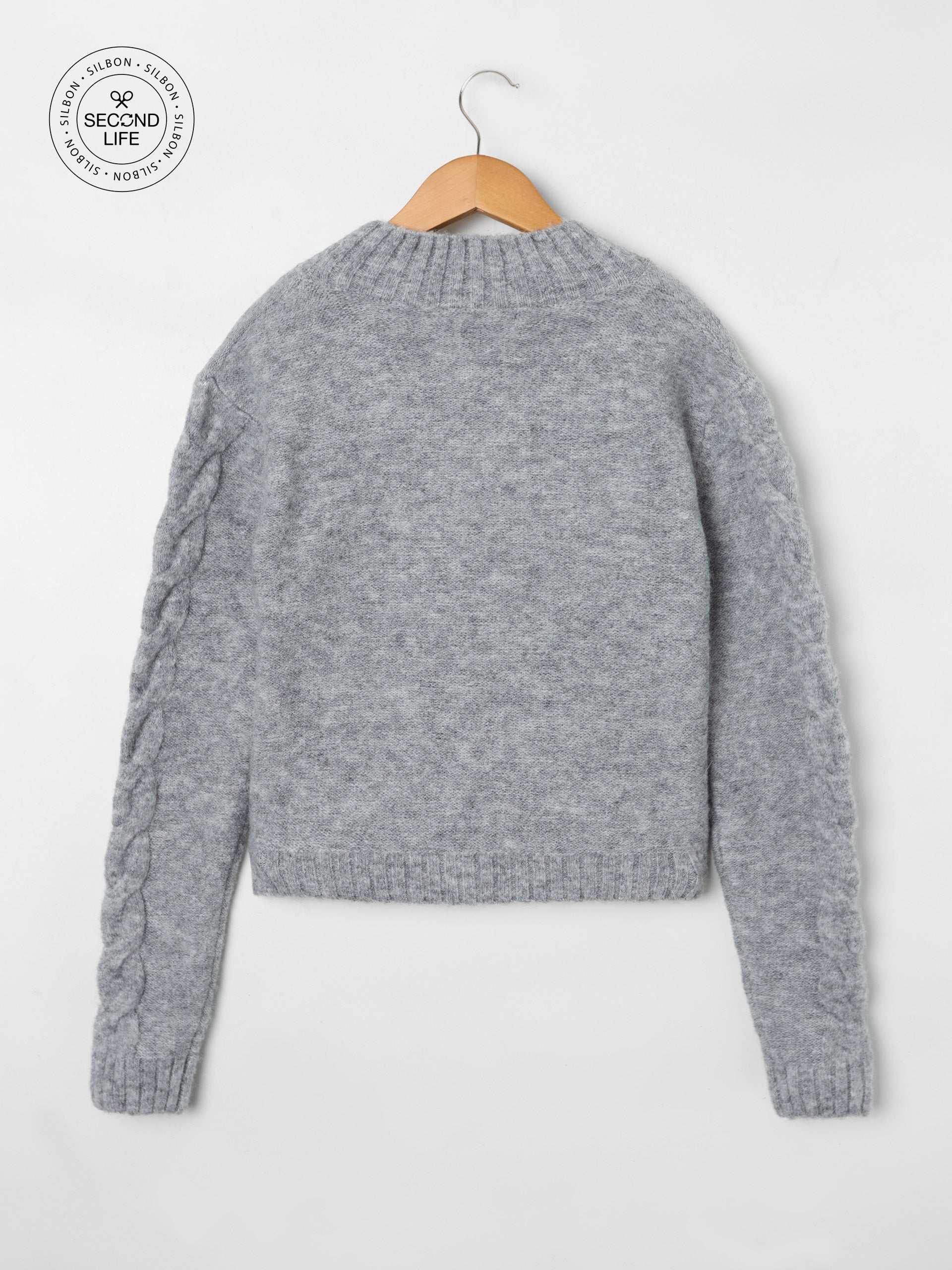 Jersey/cardigan woman second life