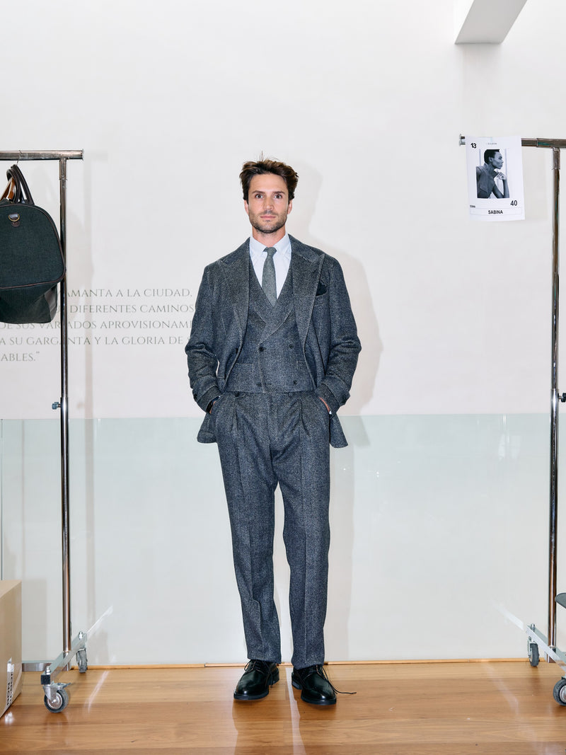 Traje MTM espiga gris
