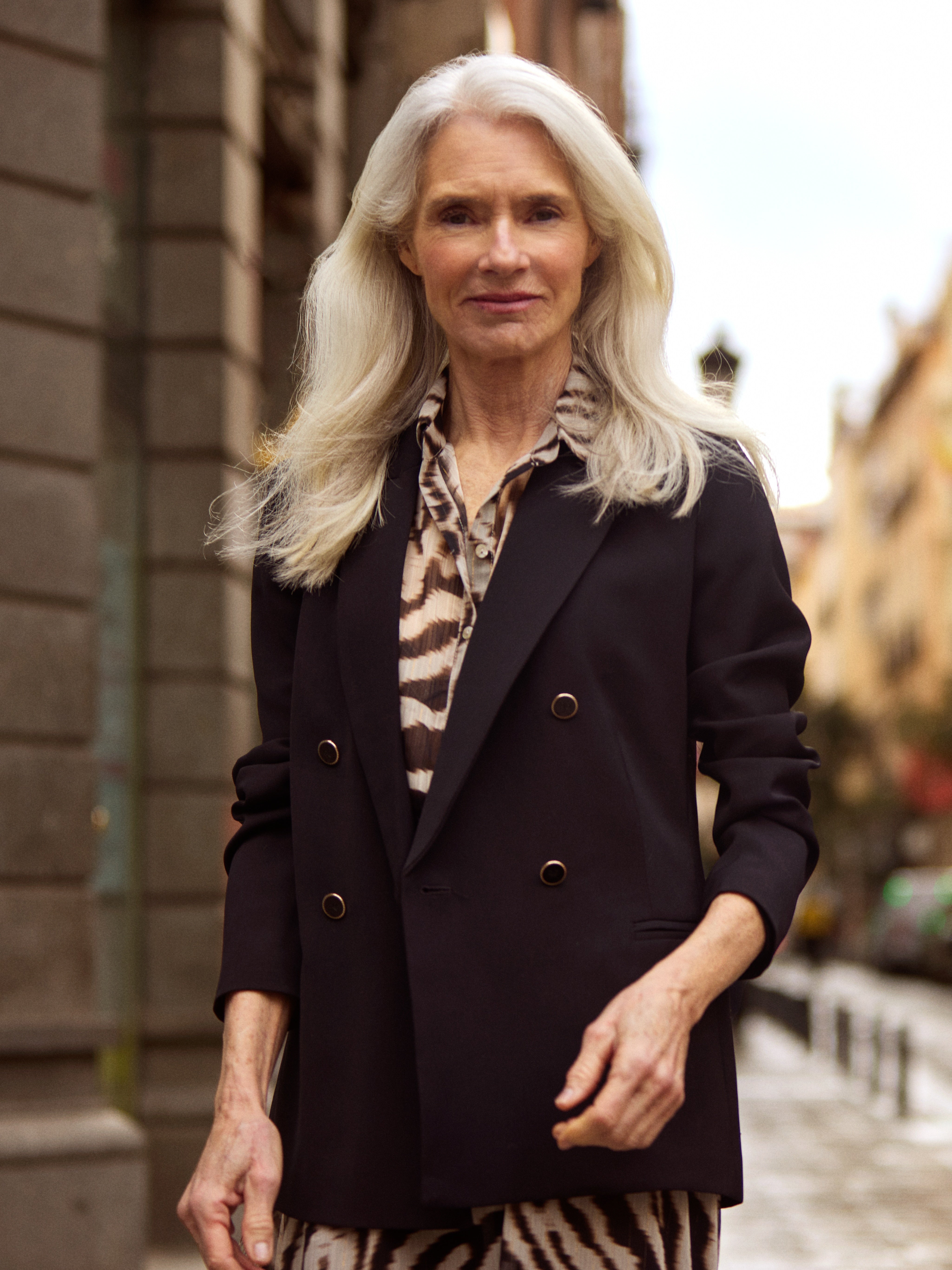 Americana woman clasica negra