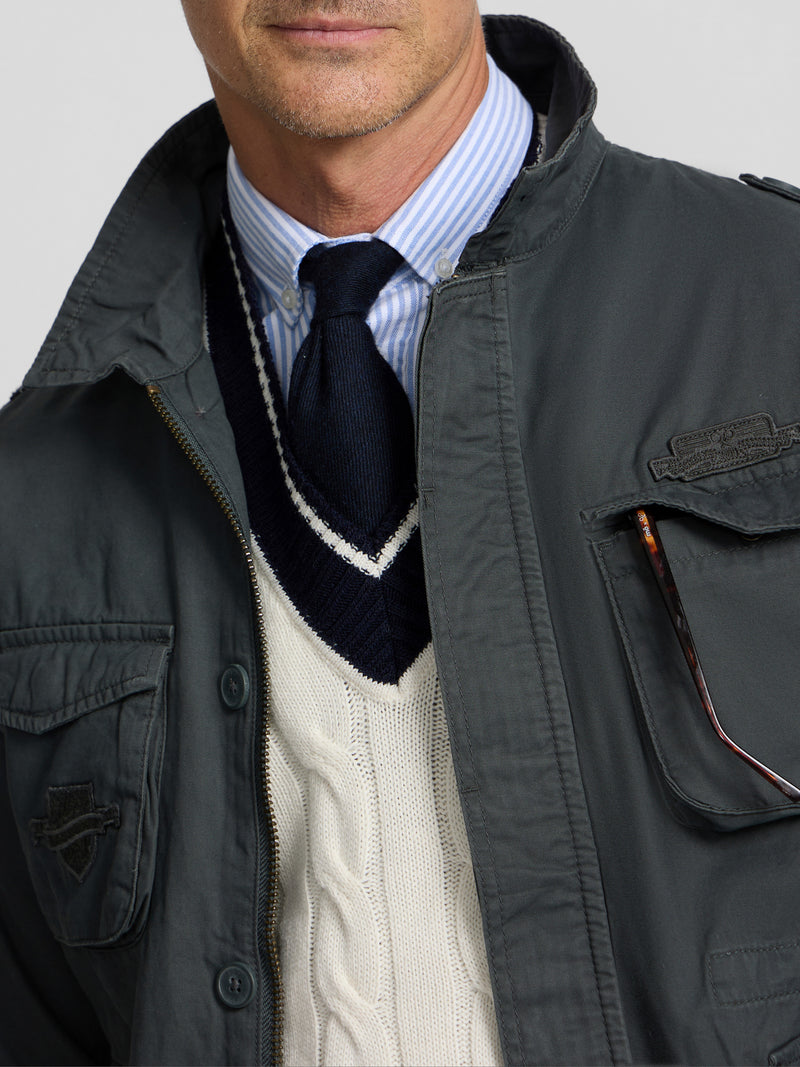 Chaqueta militar verde oscuro
