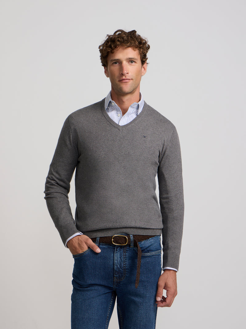 Camisola cinzenta de decote em V