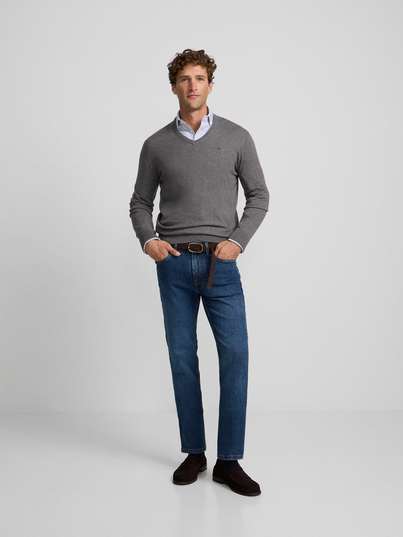 Camisola cinzenta de decote em V