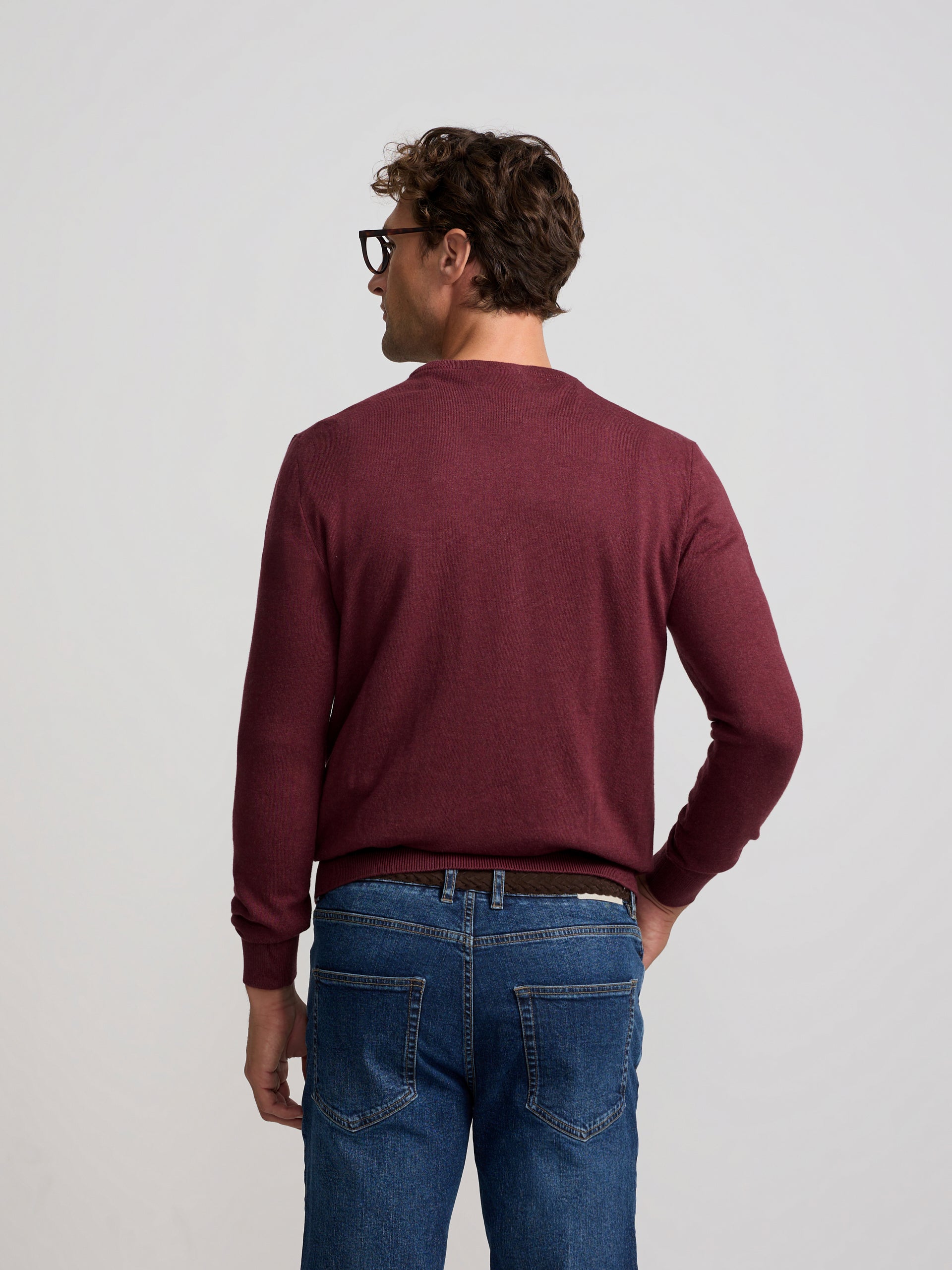 Burgundy crew neck sweater