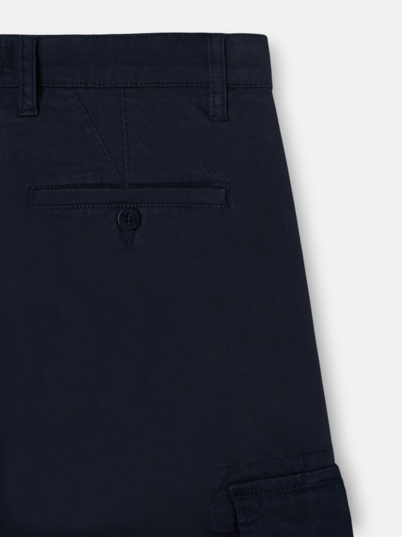 Pantalon sport cargo azul marino