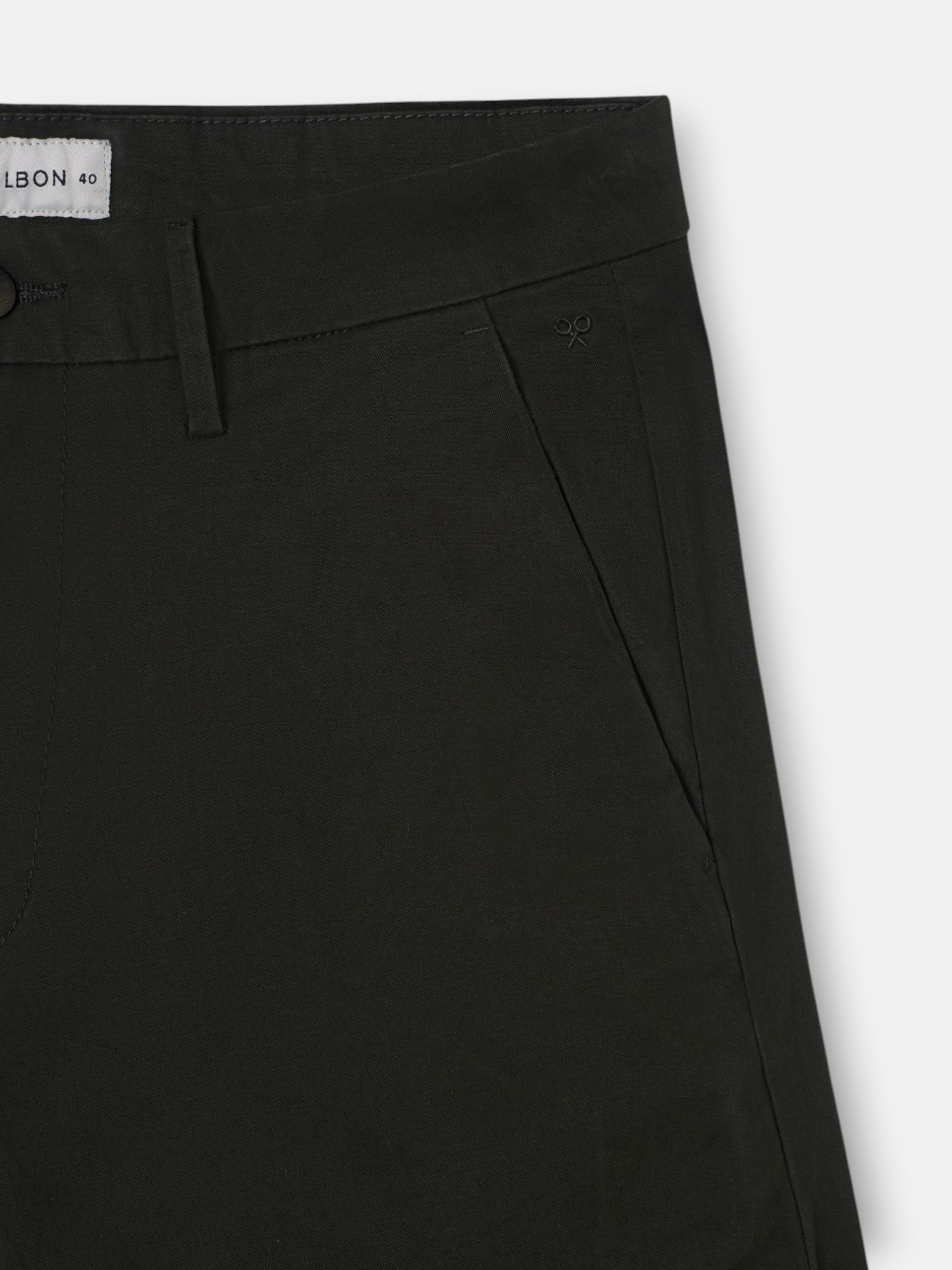 Pantalon sport chino verde oscuro