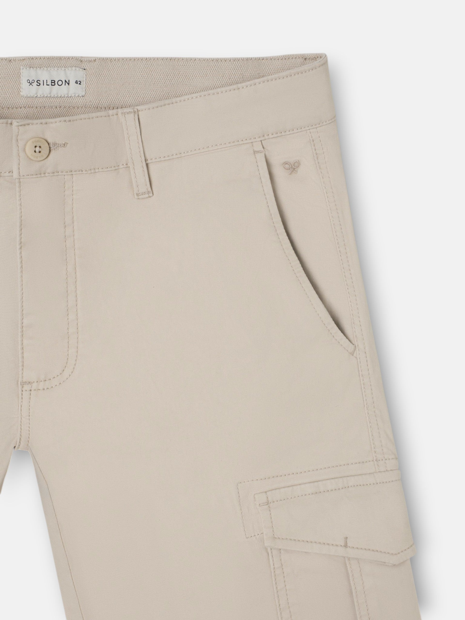 Pantalon sport cargo piedra medio