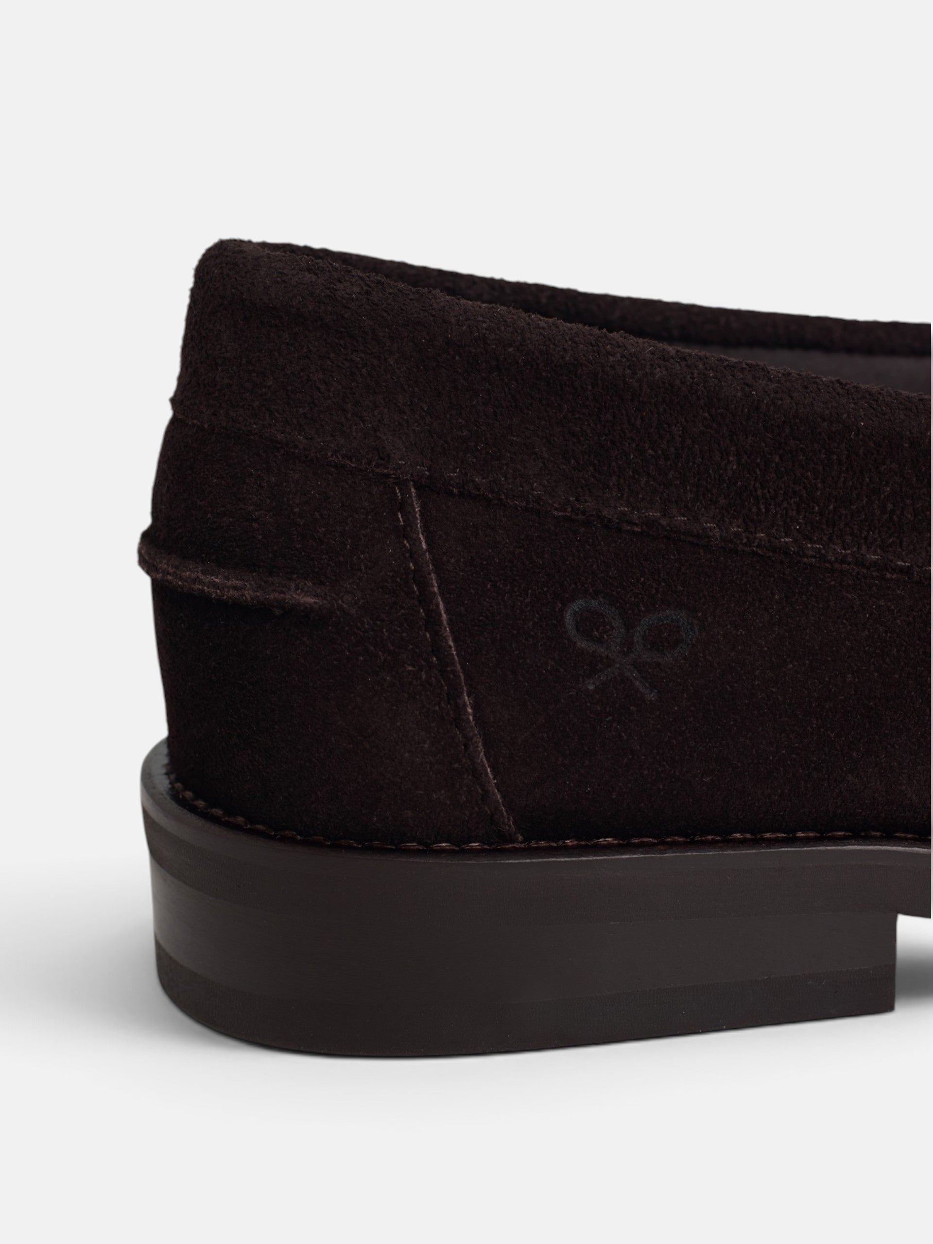 Zapato mocasin ante marron claro