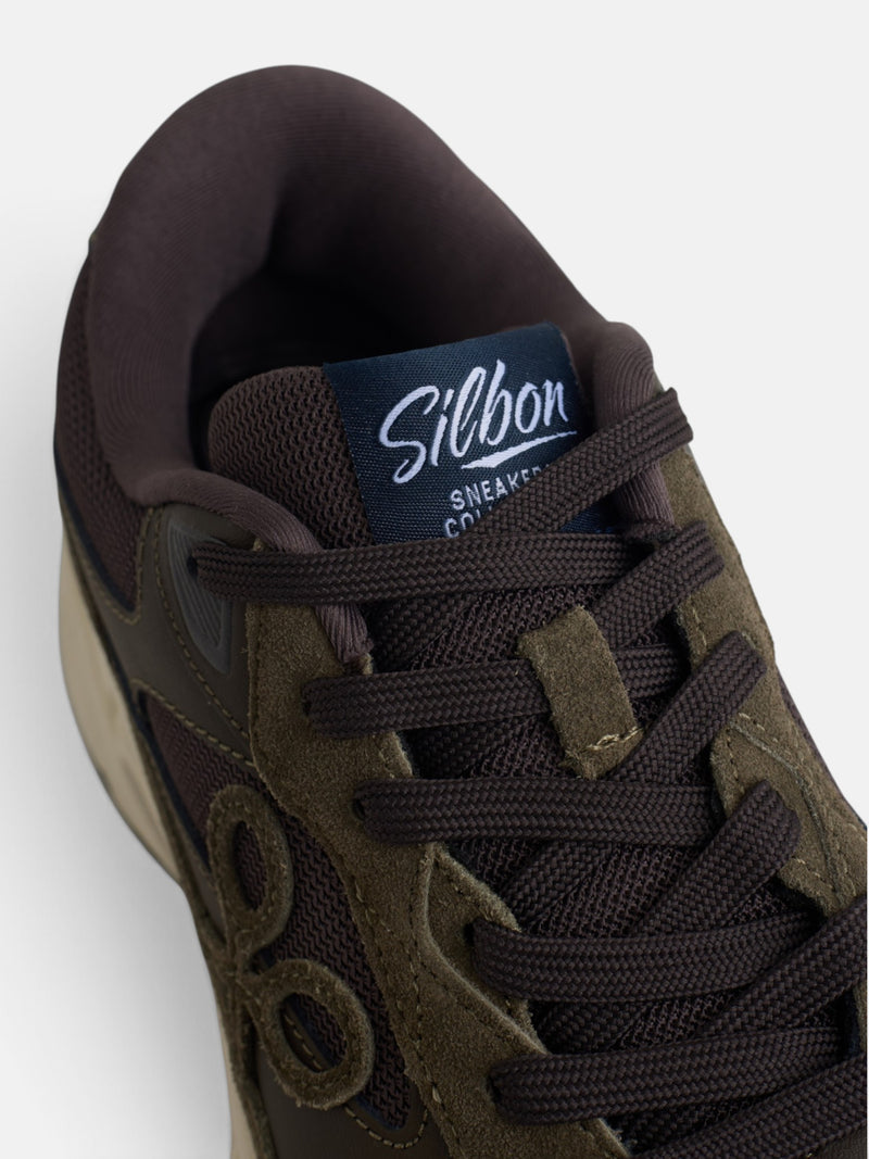 Zapatilla running tono marron