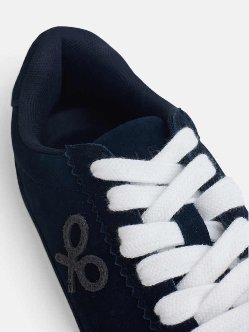 Navy blue retro suede sneaker