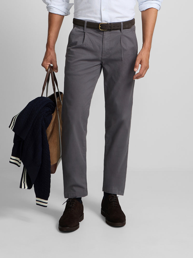 Pantalon sport chino pinza gris marengo