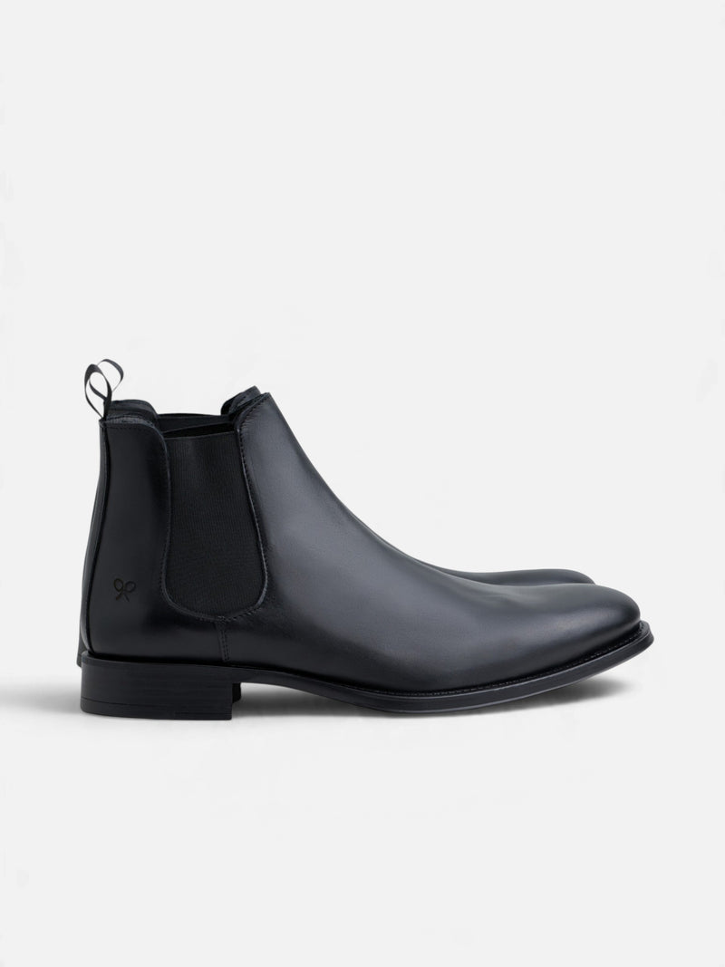 Unique black leather Chelsea boot