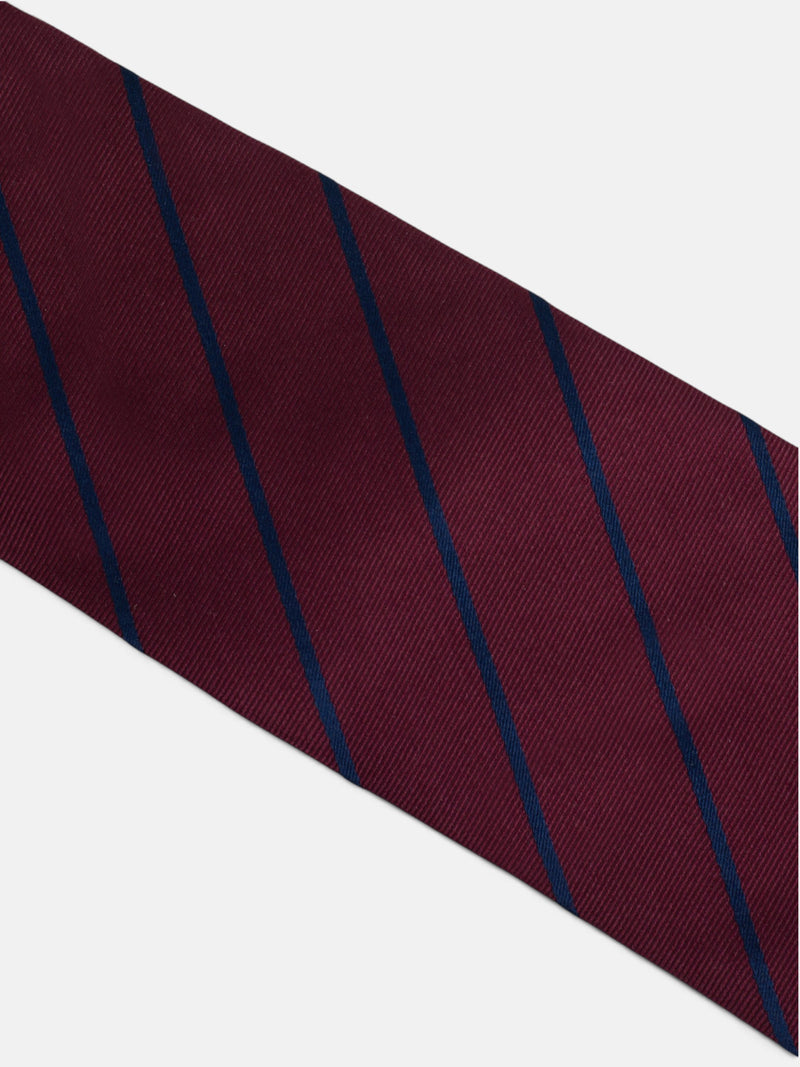 Corbata raya media burdeos