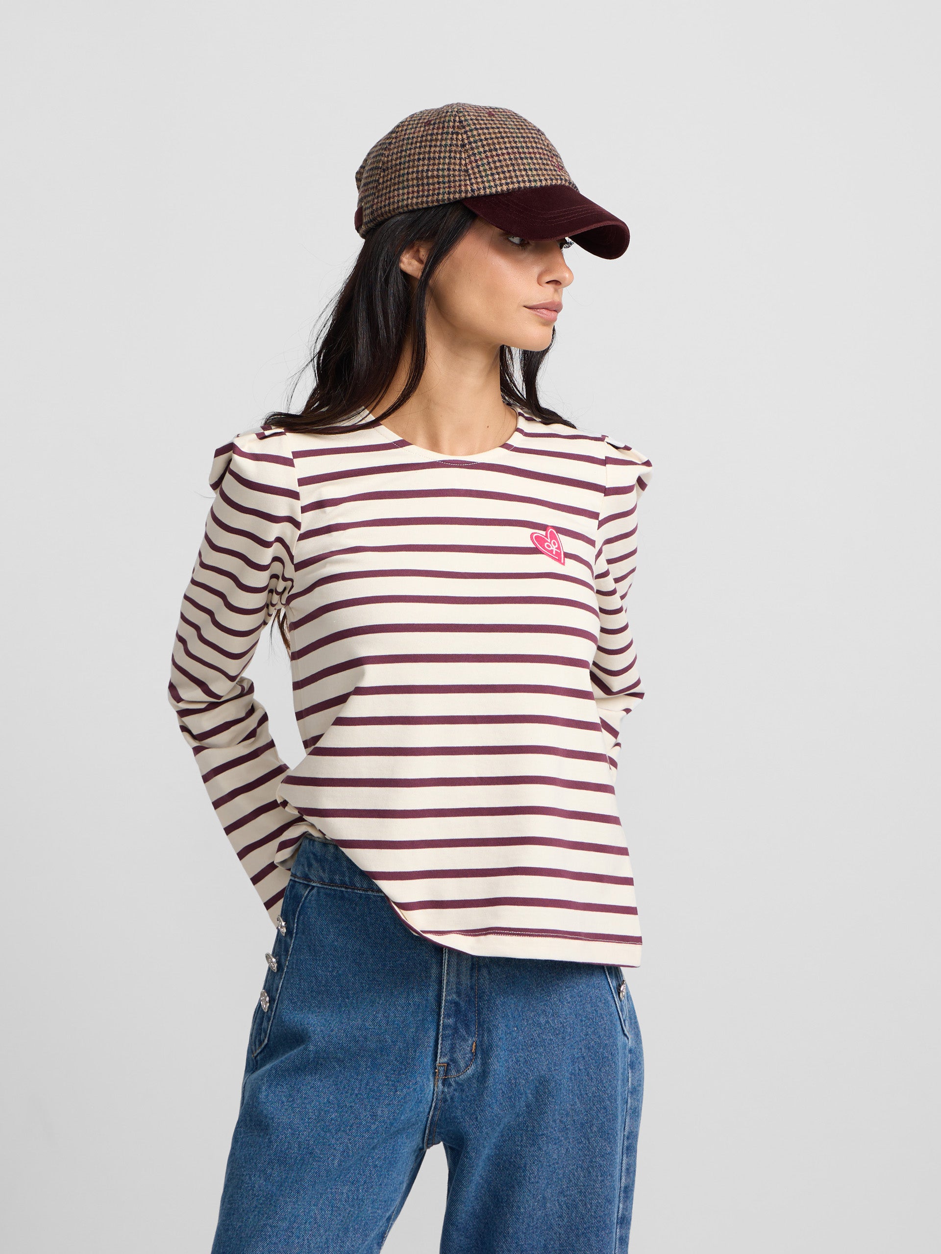 Women's long-sleeve puffed striped t-shirt in burgundy