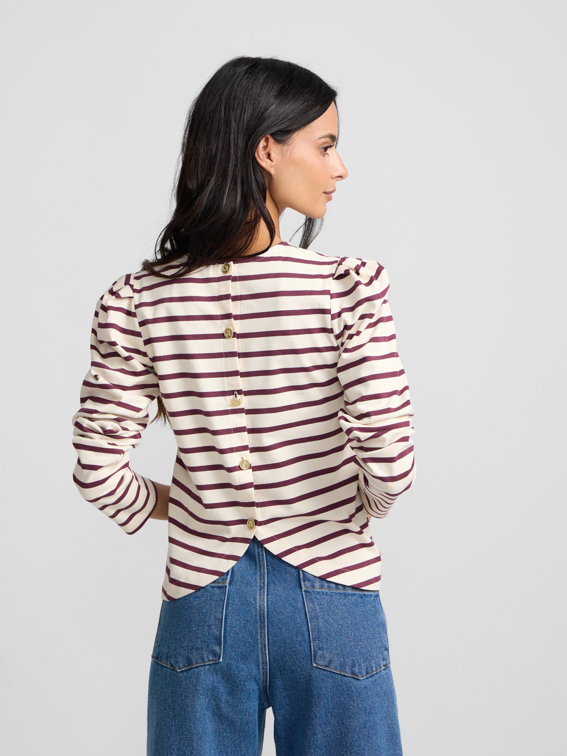 Women's long-sleeve puffed striped t-shirt in burgundy