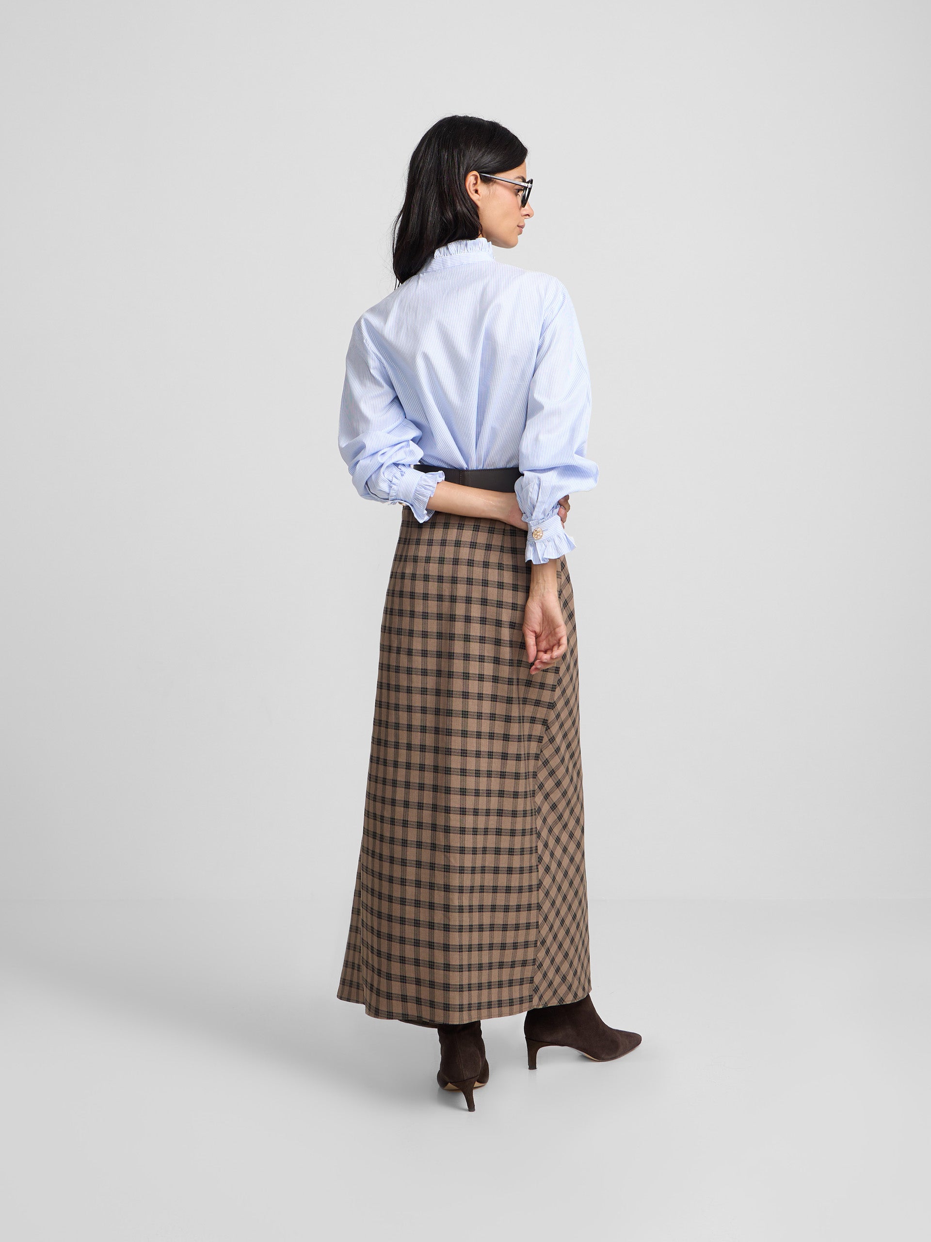 Camisa cuello volante detalle puño rayas celeste