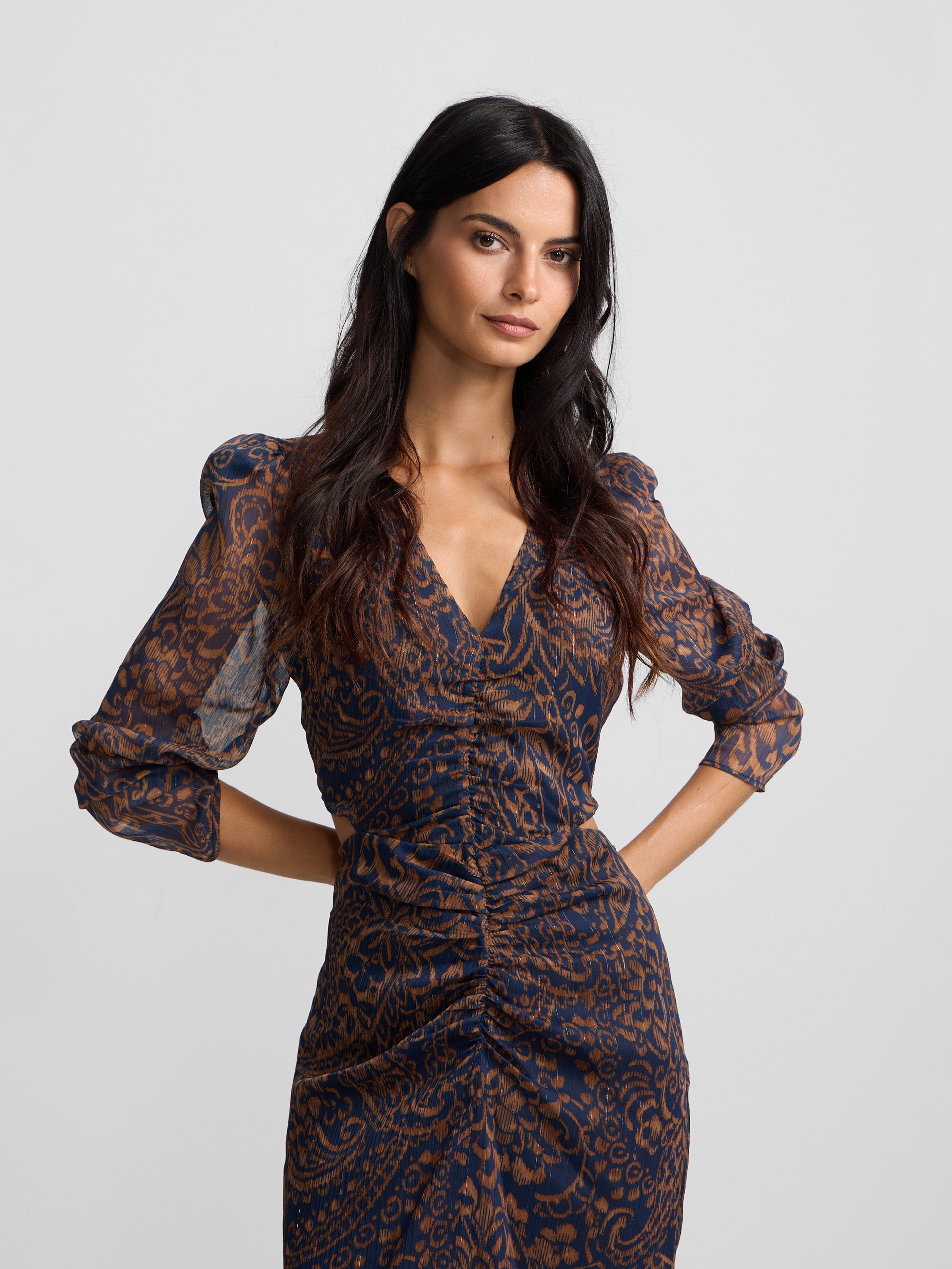 Robe découpée imprimé cachemire bleu