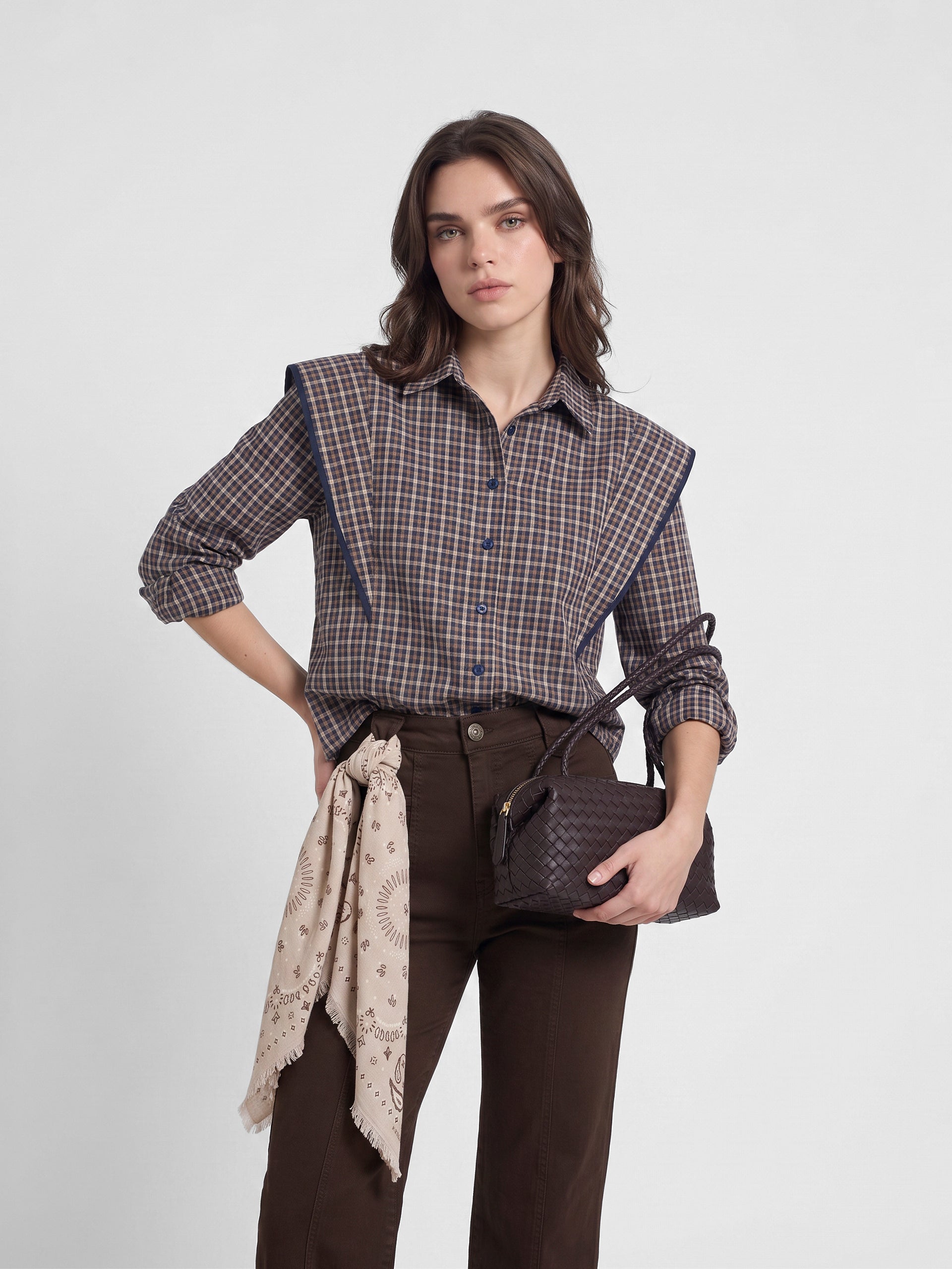 Camisa estructurada cuadros azules y marrones