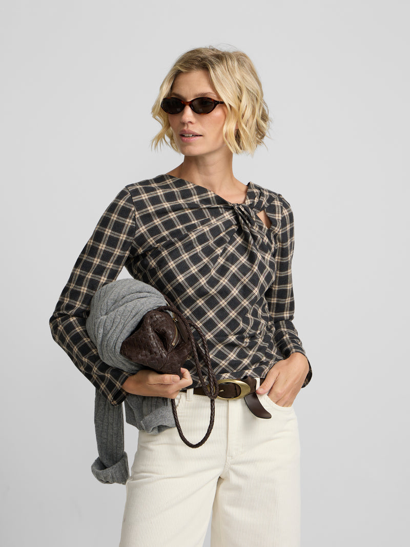 Blusa nudo cuadros gris y crudo