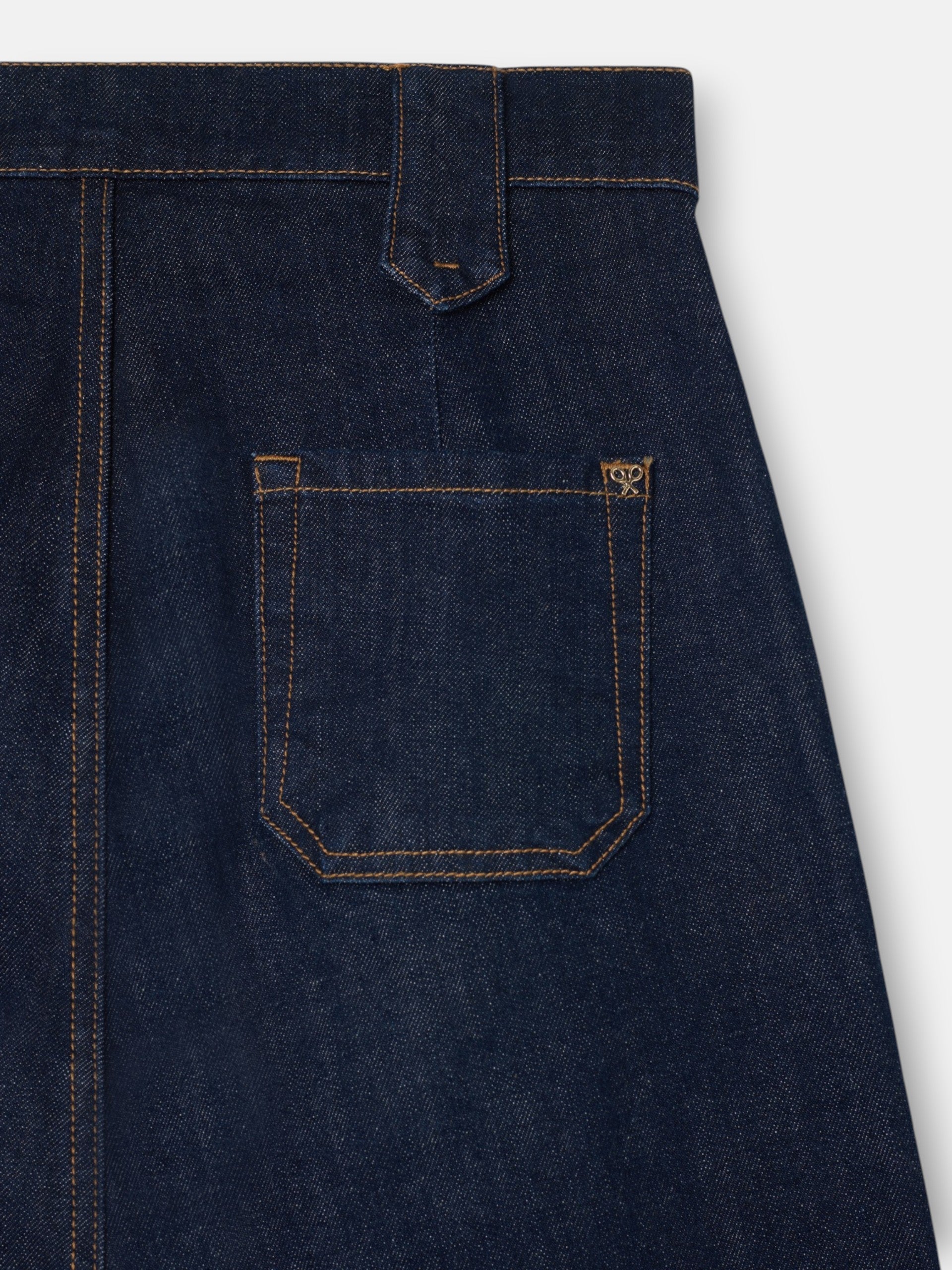 Pantalon droit en denim détails boucles denim