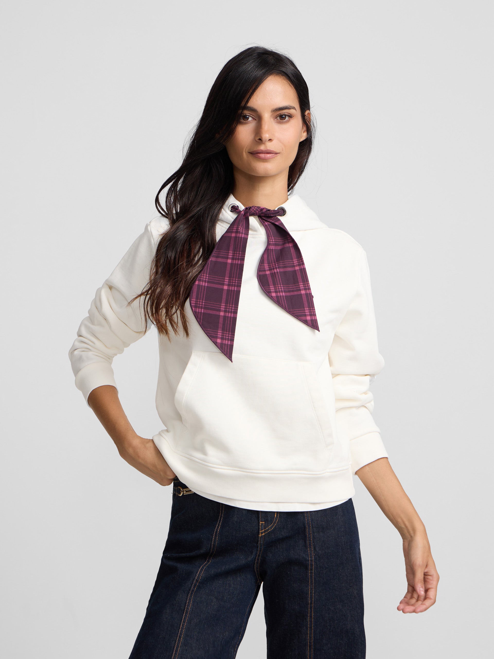 Sweat-shirt femme à capuche foulard écru