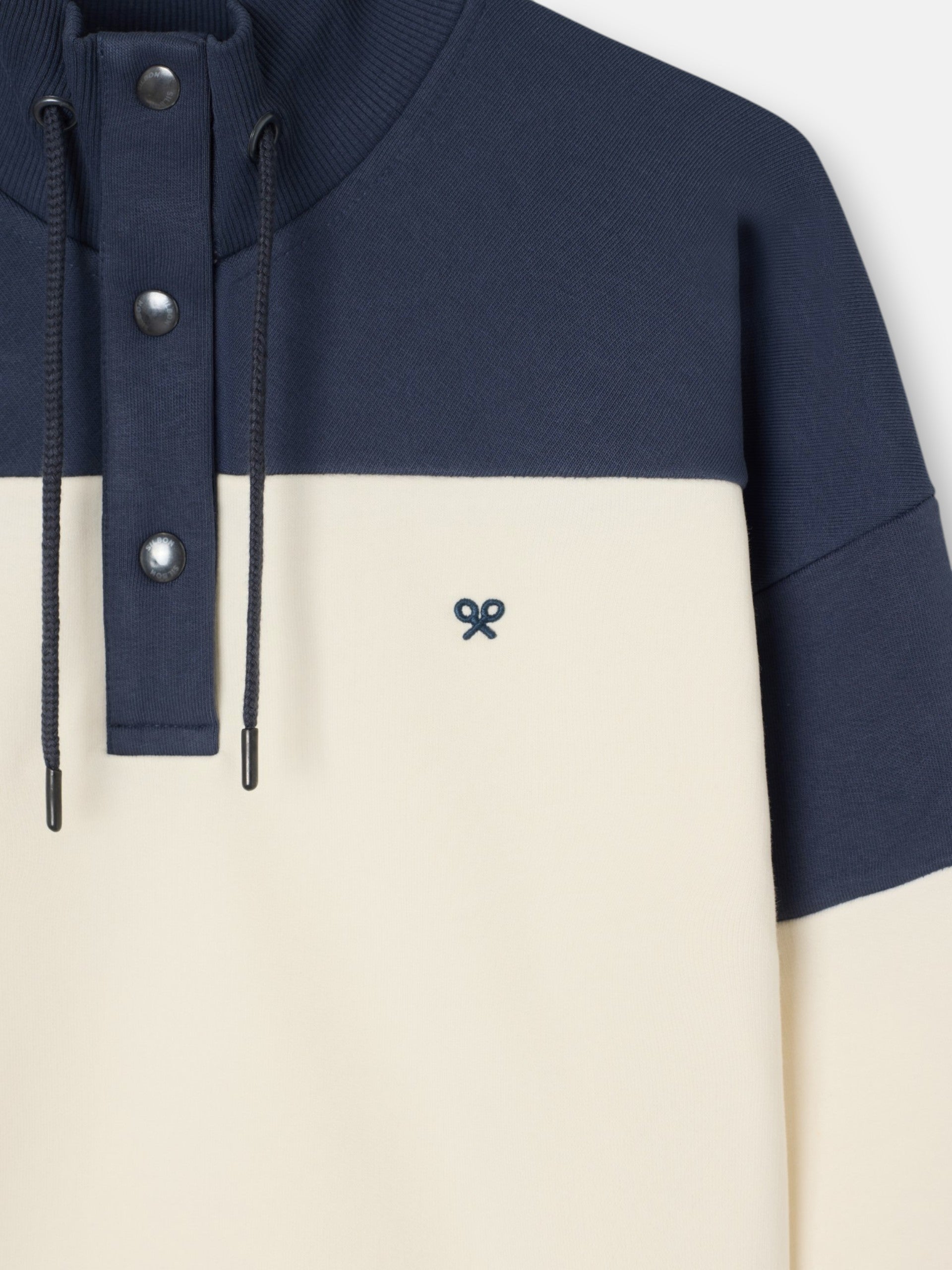 Sudadera woman tricolor cuello botones azul marino y crudo