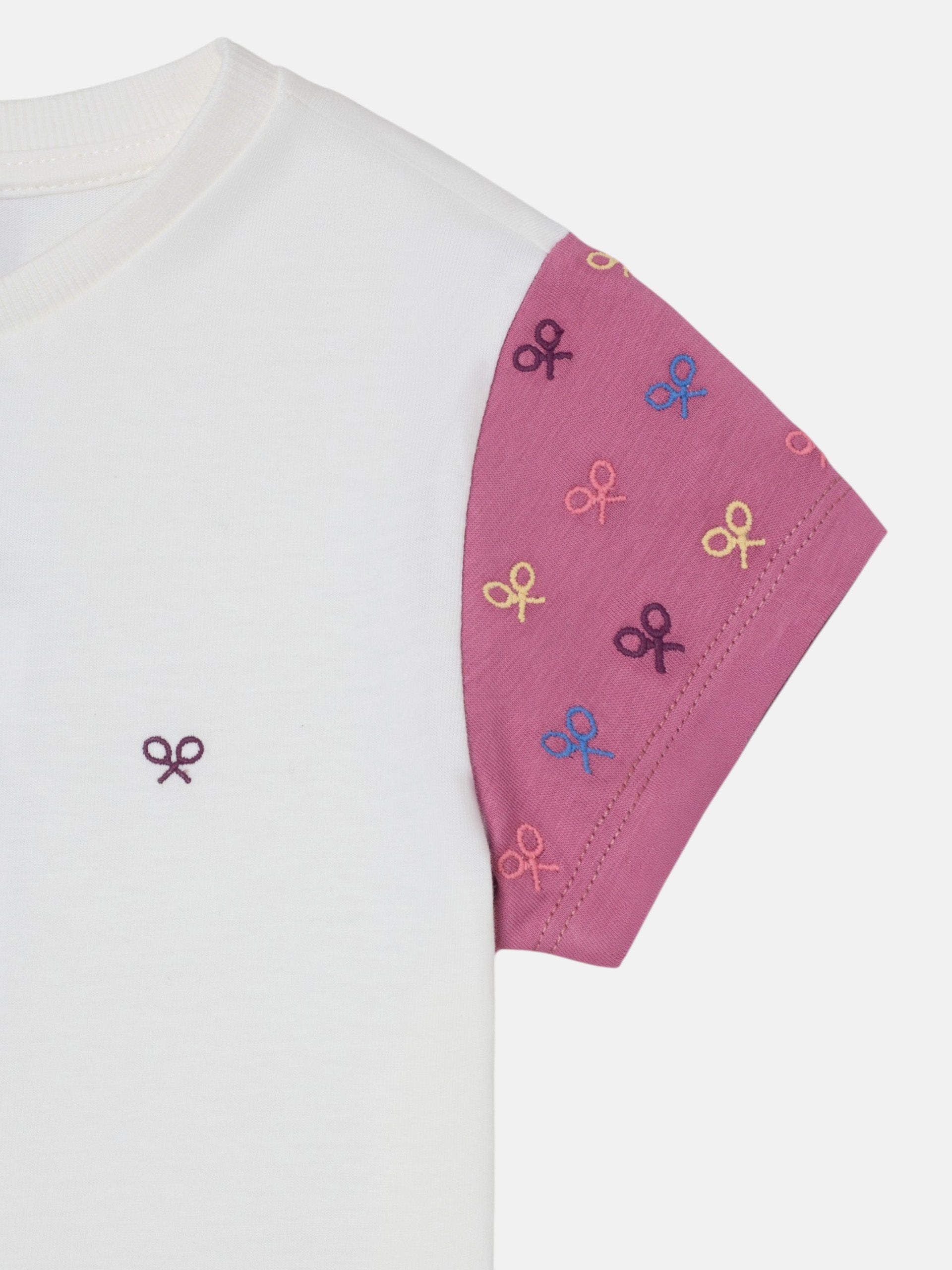 Girl's T-shirt, rackets pink sleeves white