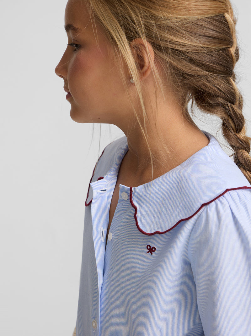 Camisa girl cuello bobo rayas celeste