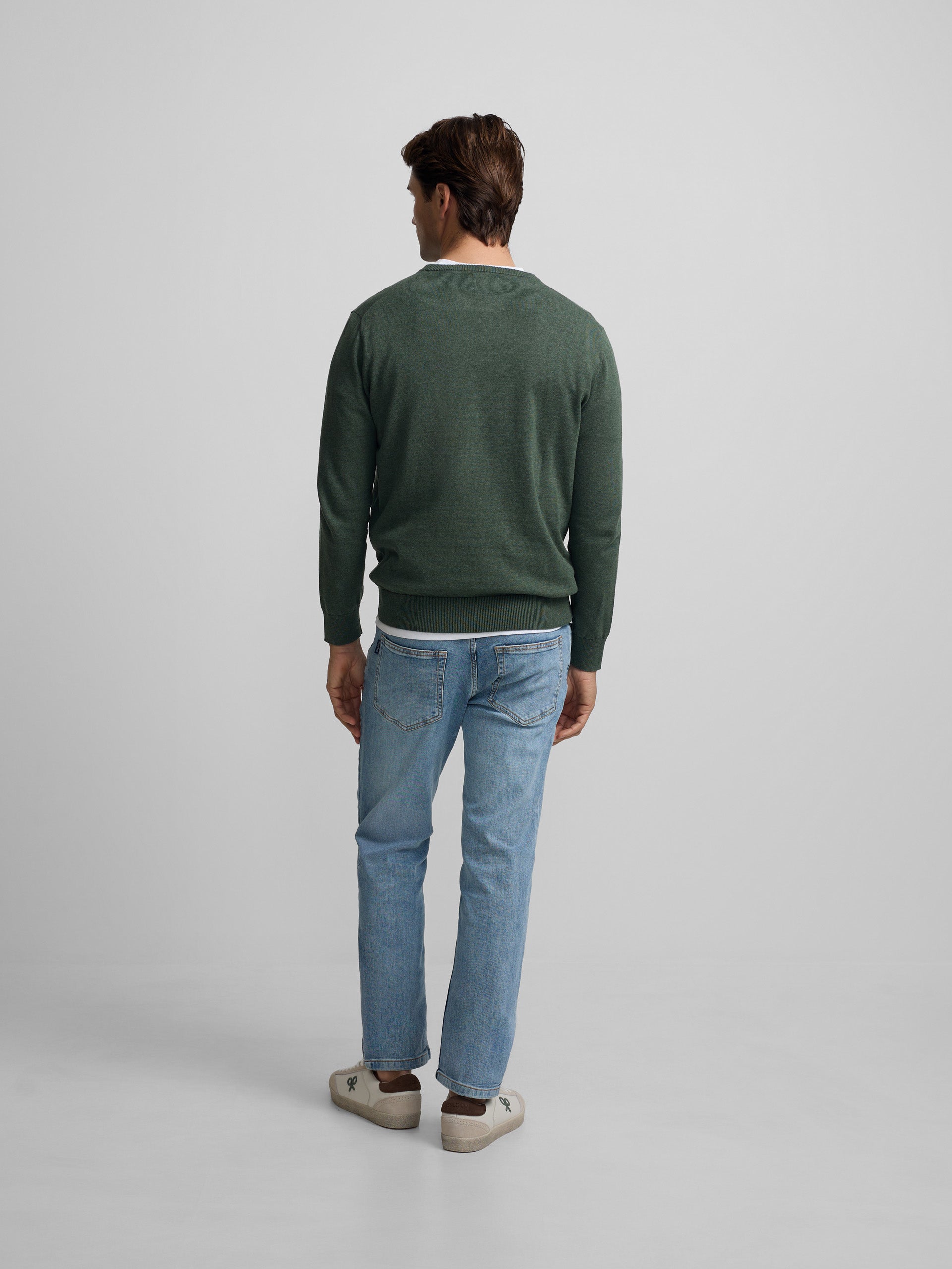 Camisola lisa de gola redonda verde