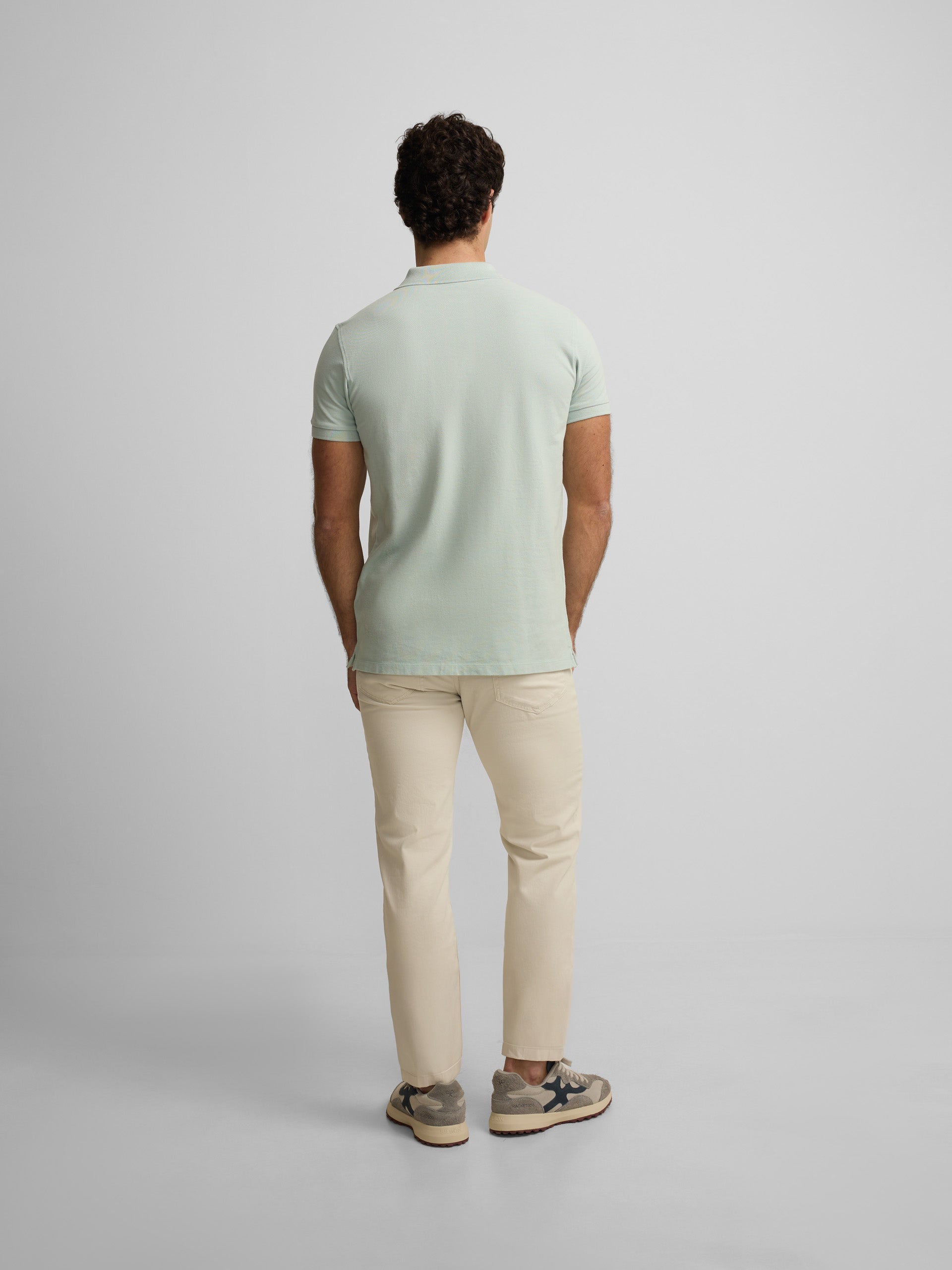 Polo clássico liso azul claro