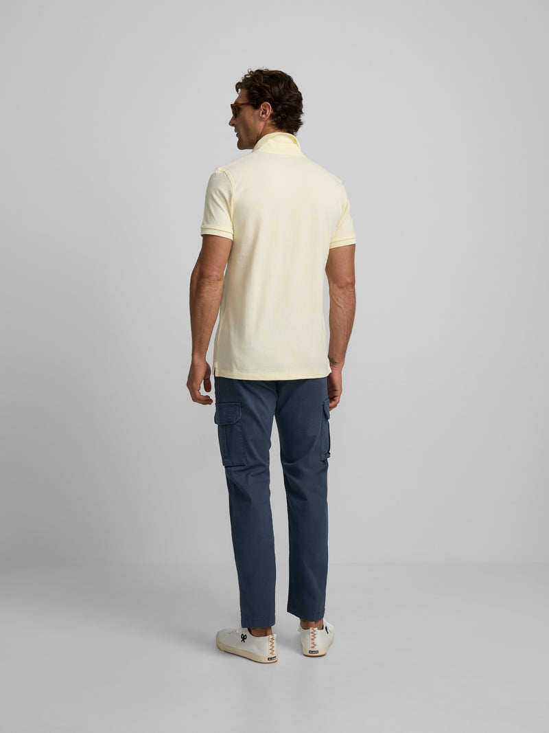 Polo clássico liso amarelo
