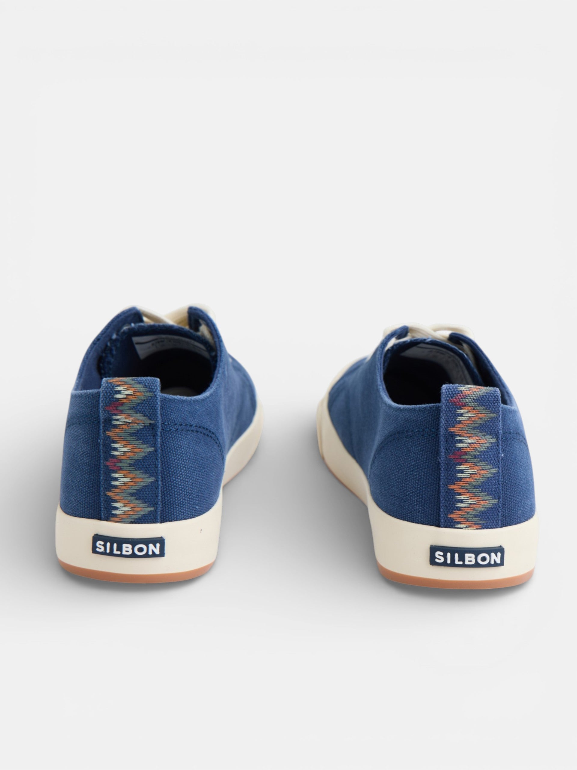 Baskets classiques en toile bleu marine