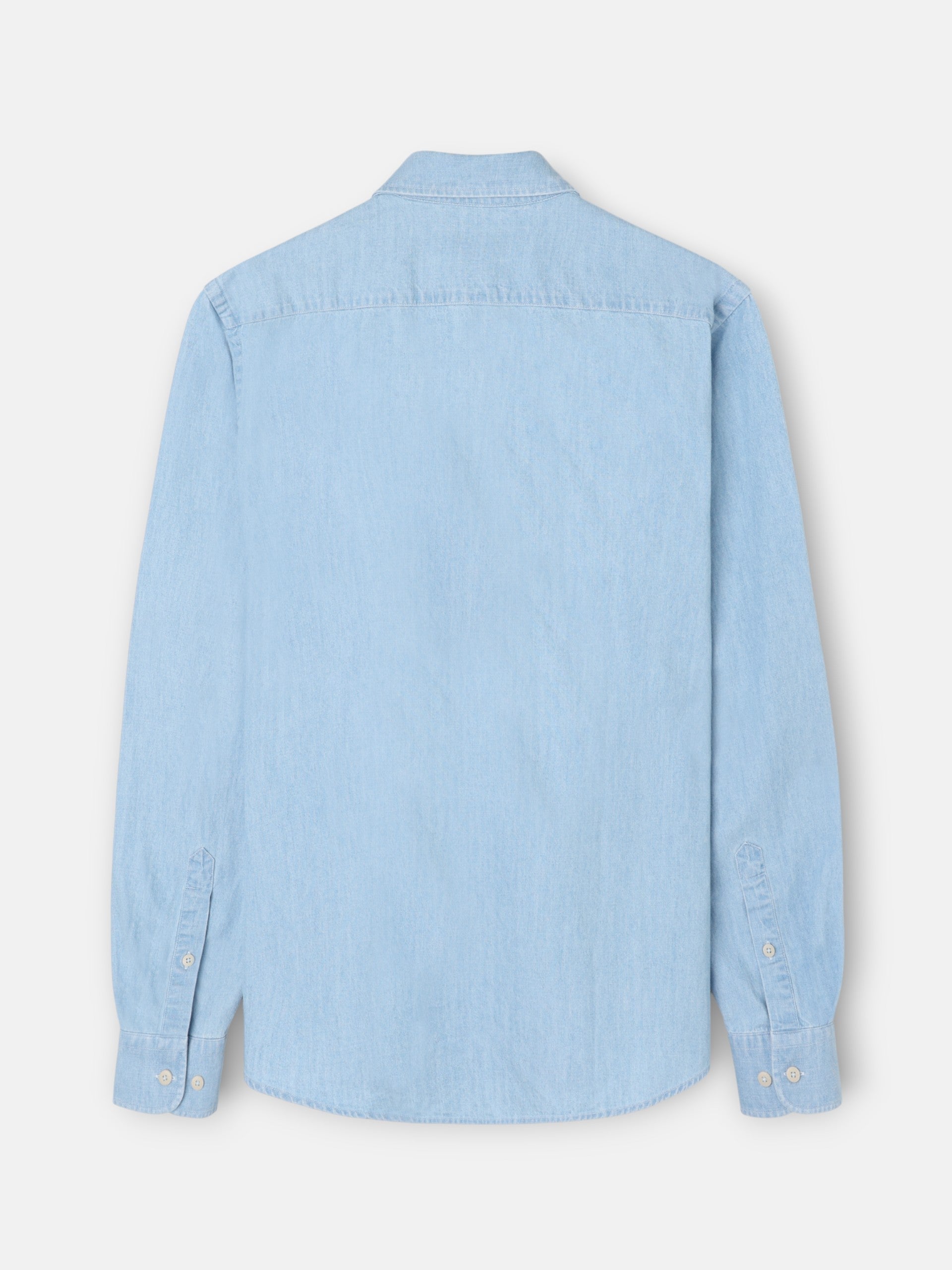 T-shirt de croisière en denim bleu clair avec poches