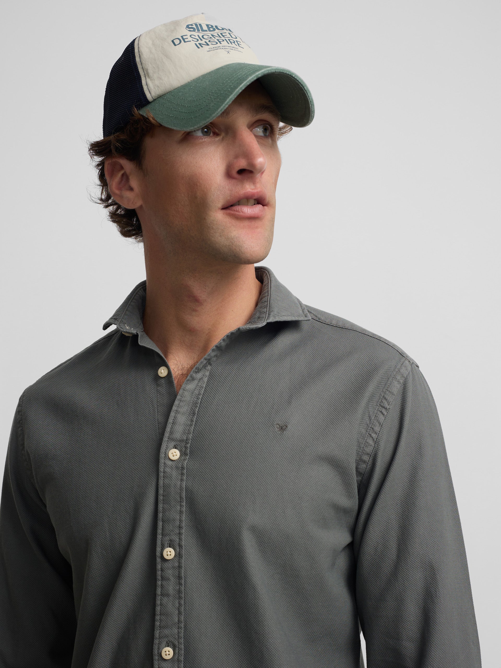 Camisa sport estructura logo verde oscuro